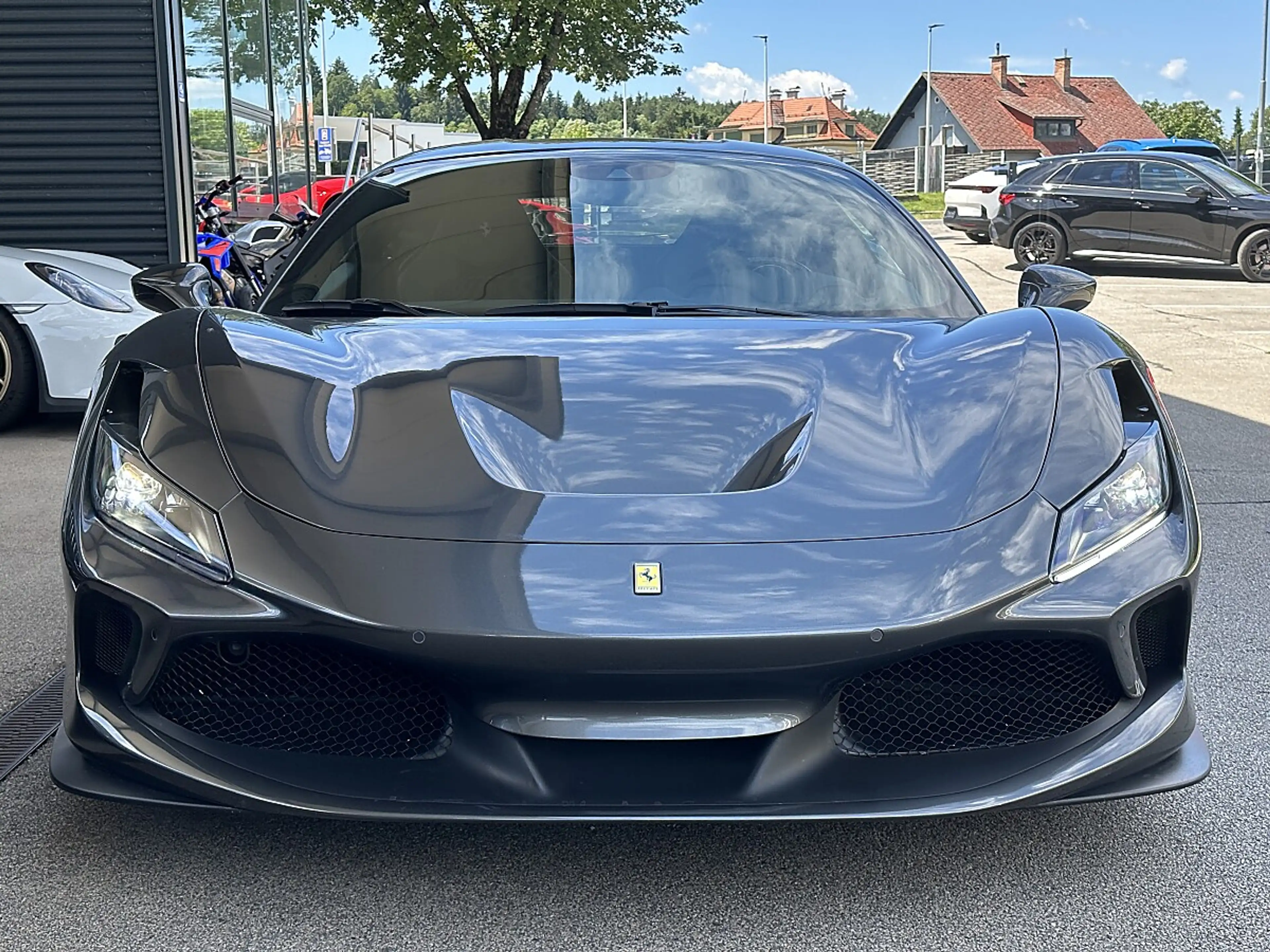 Ferrari F8 Tributo / Daytona Rennsitz / Alcantara / Keramik — photo 4