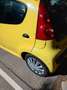 Peugeot 107 107 Urban 1,0 12V Urban Gelb - thumbnail 2