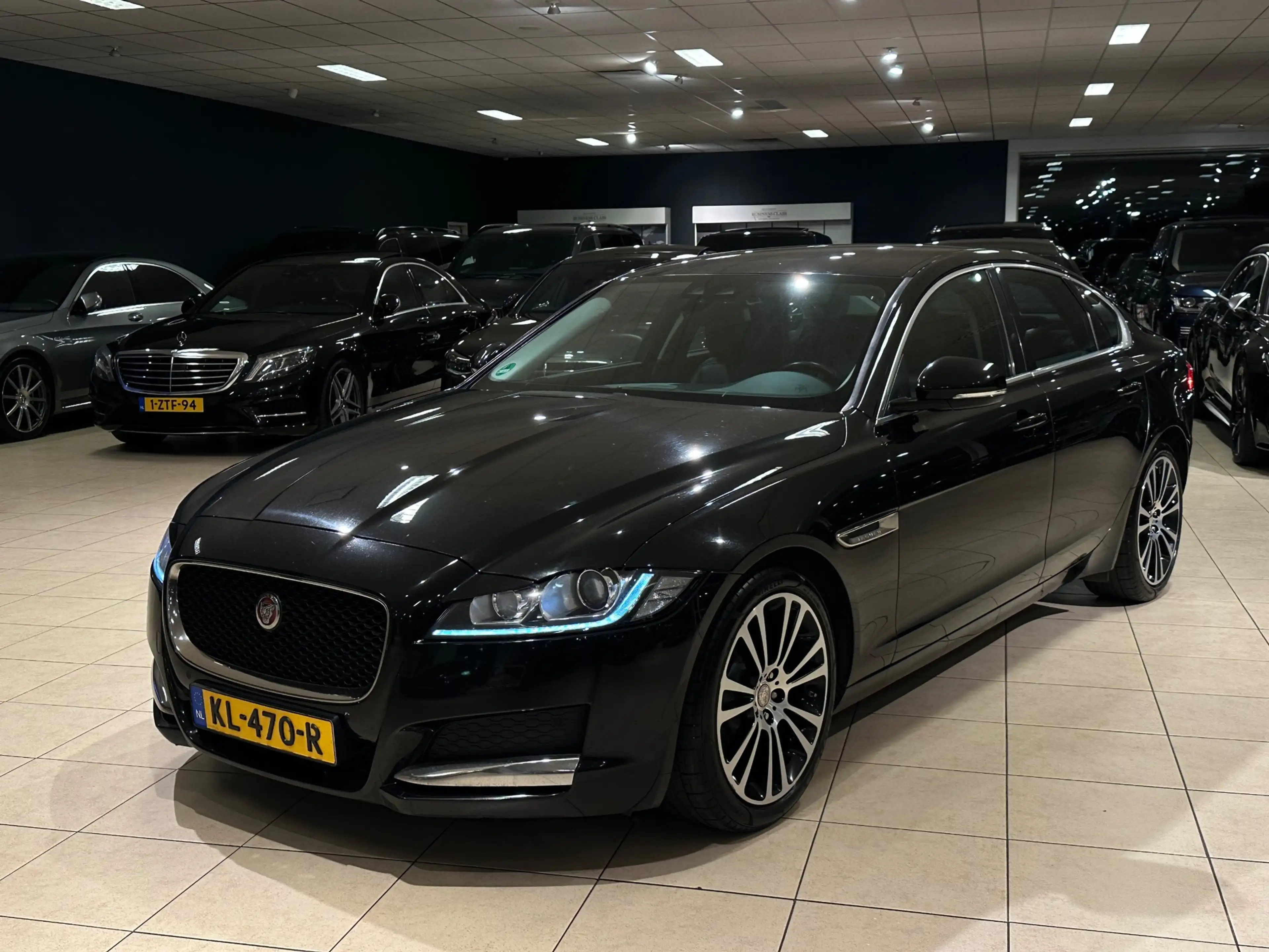 Jaguar XF 2.0d Pure|ORIG-NL|1Eig.|BTW|LEDER|CAMERA|LANE — photo 2