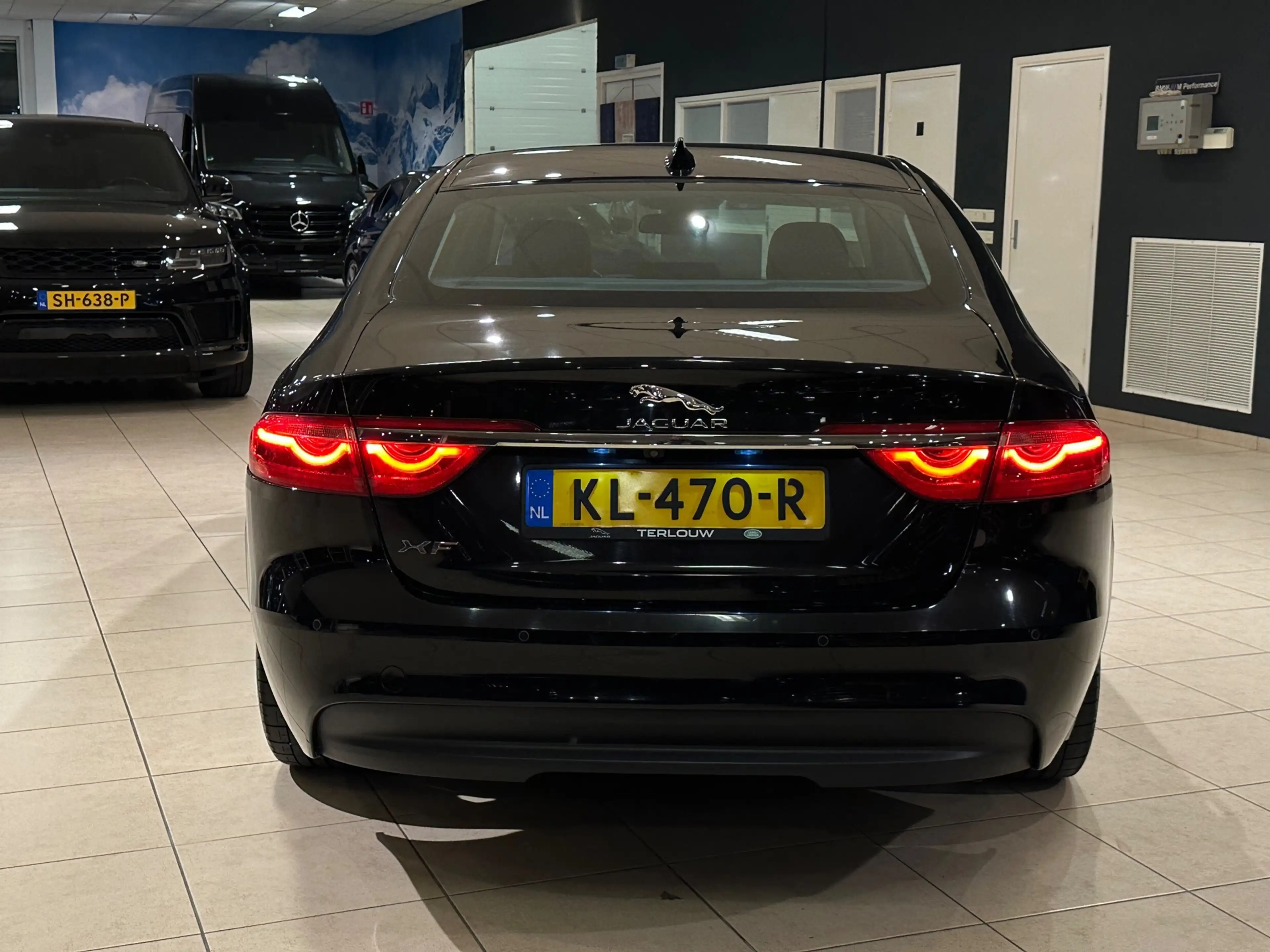 Jaguar XF 2.0d Pure|ORIG-NL|1Eig.|BTW|LEDER|CAMERA|LANE — photo 9