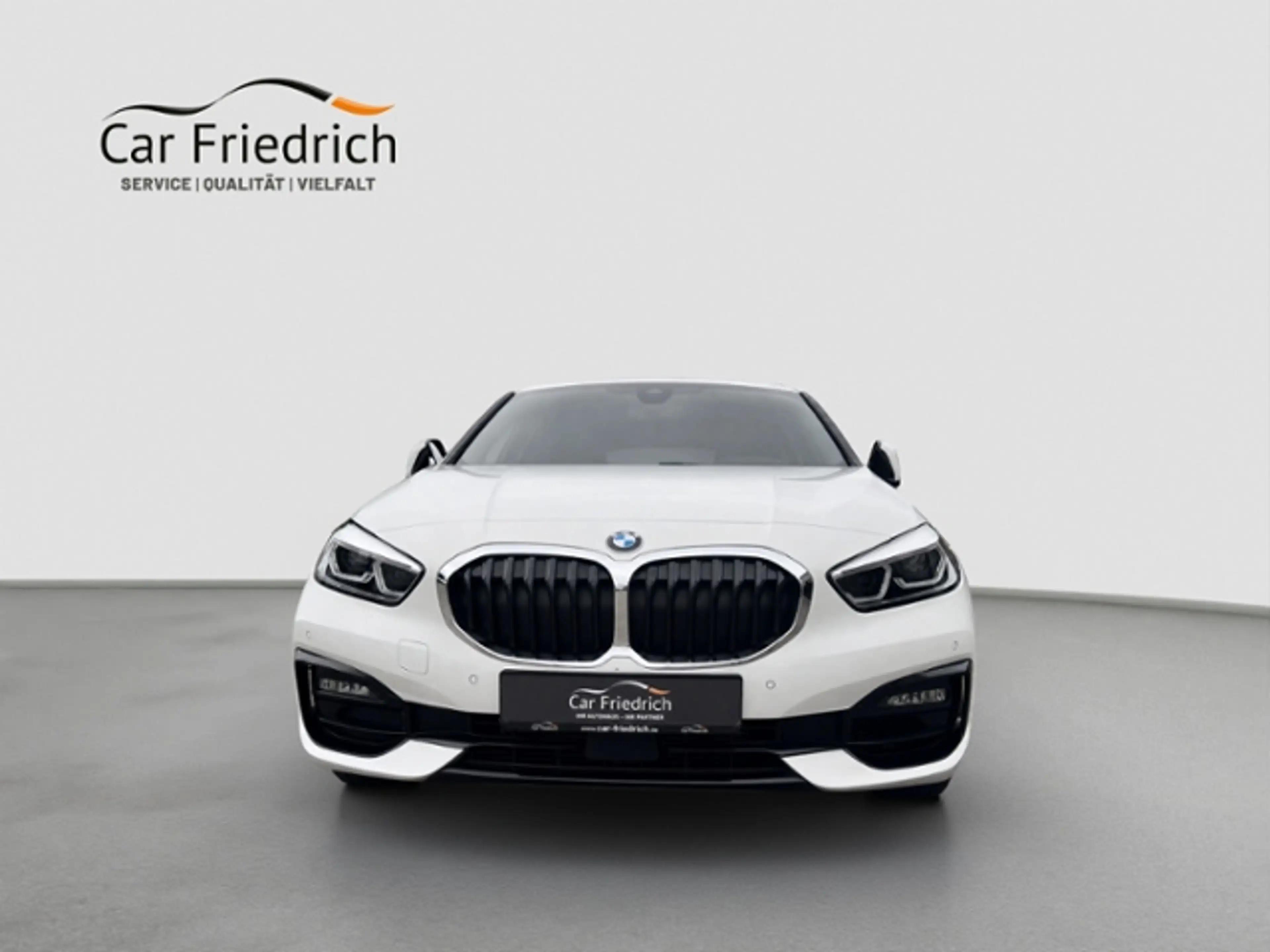 BMW 120 i Sport Line Autom. Pano Leder — photo 2