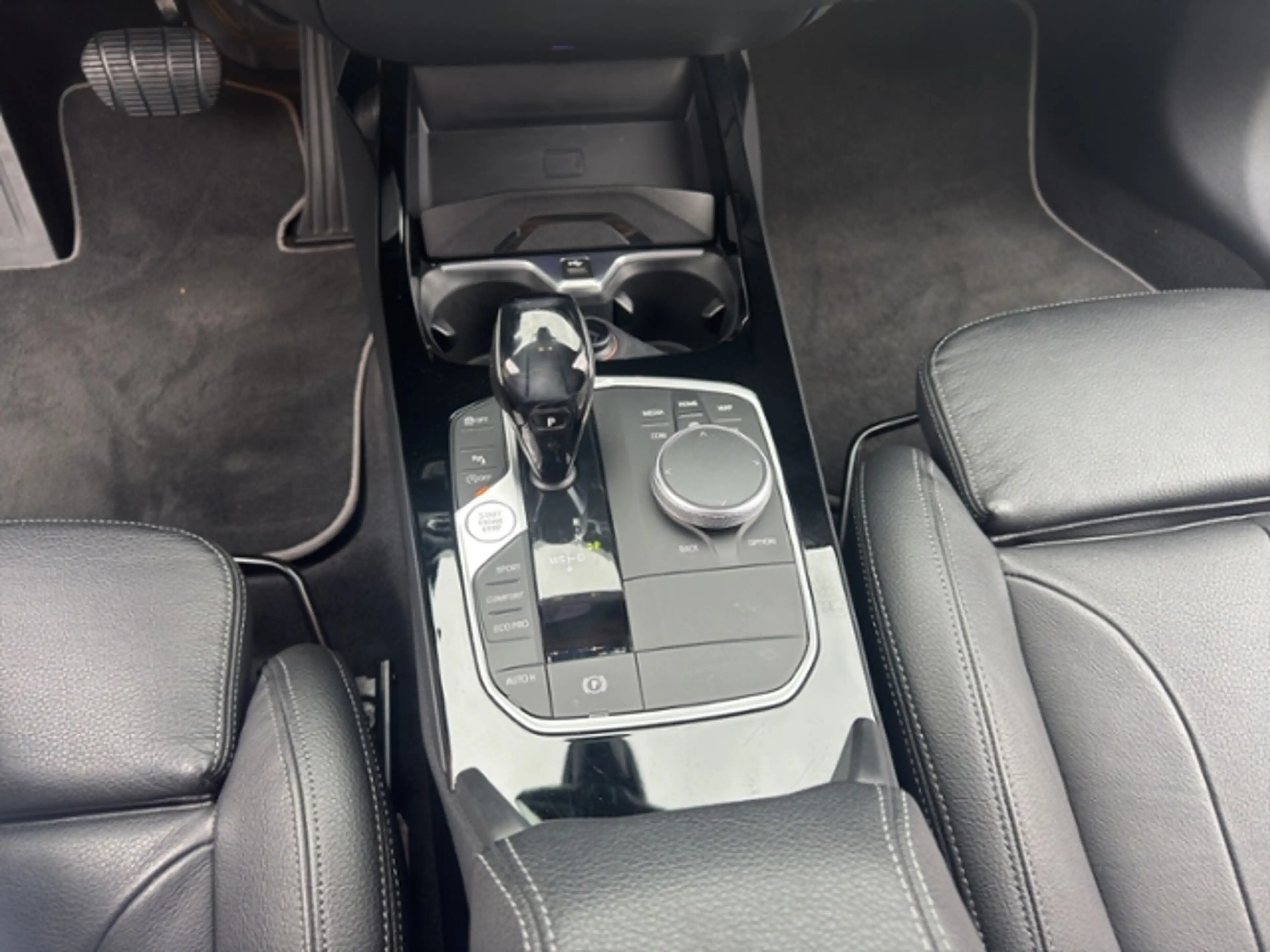 BMW 120 i Sport Line Autom. Pano Leder — photo 14
