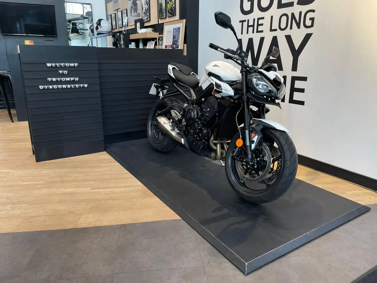 Triumph Street Triple 765