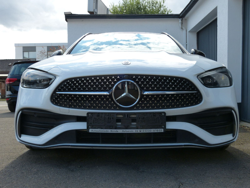 Mercedes-Benz C 300 C300d AMG Line Night-Paket AHK Panorama — photo 15