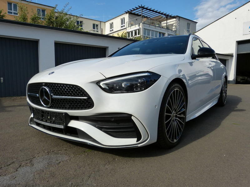 Mercedes-Benz C 300 C300d AMG Line Night-Paket AHK Panorama