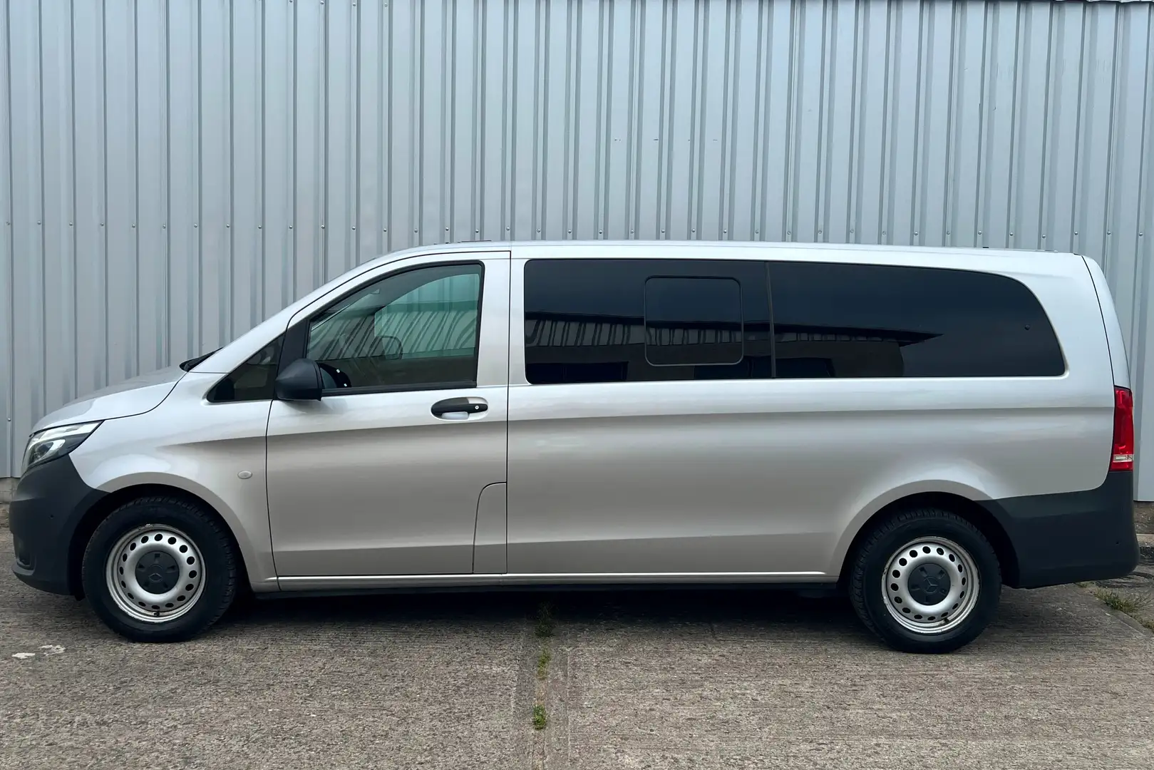 Mercedes-Benz Vito 116 CDI PRO Tourer *LED*Kamera*Einzelsitze* Silber - 2
