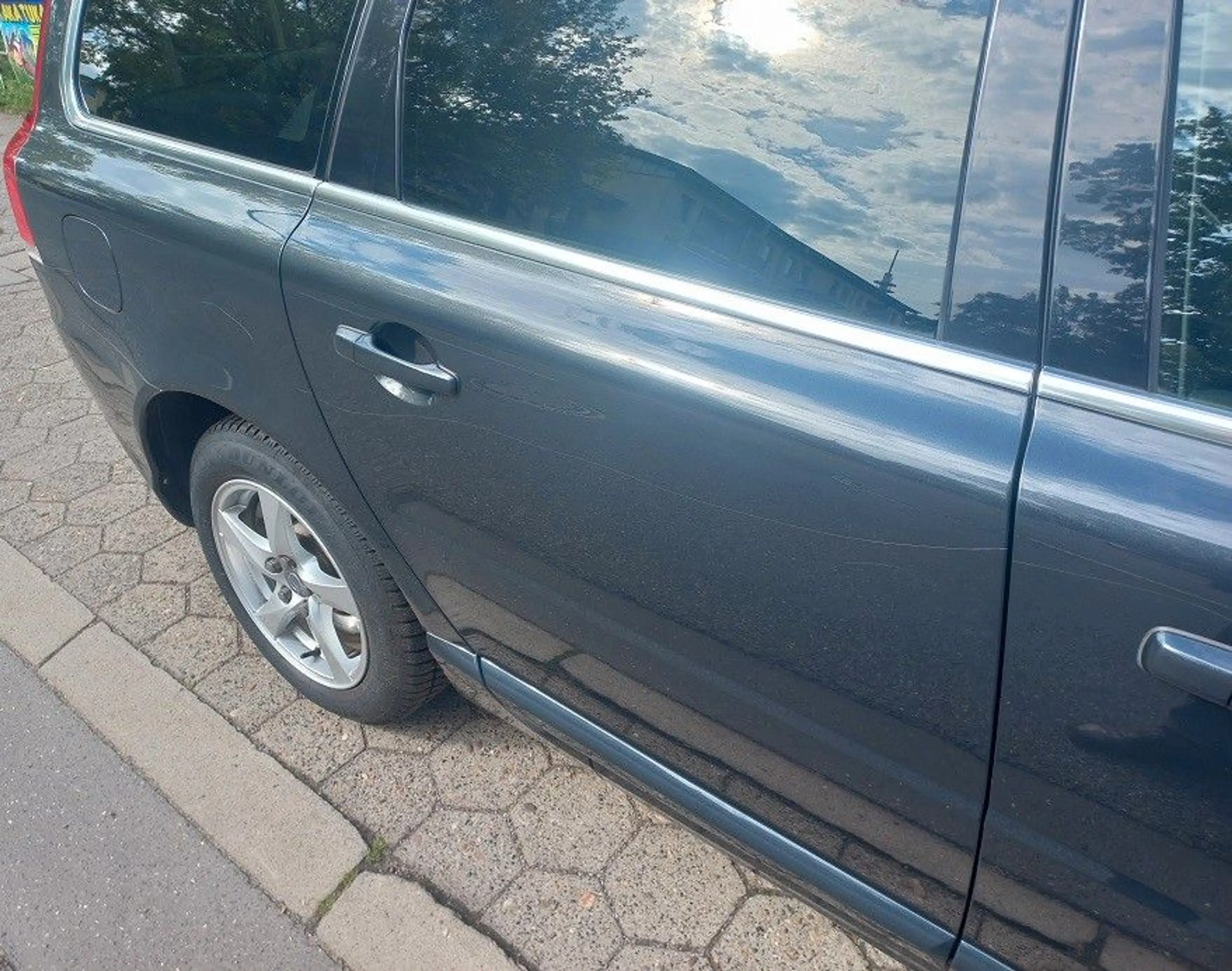 Volvo V70 2,0D Aut. Klima SHZ Navi Xenon AHK Tempo BC — photo 36