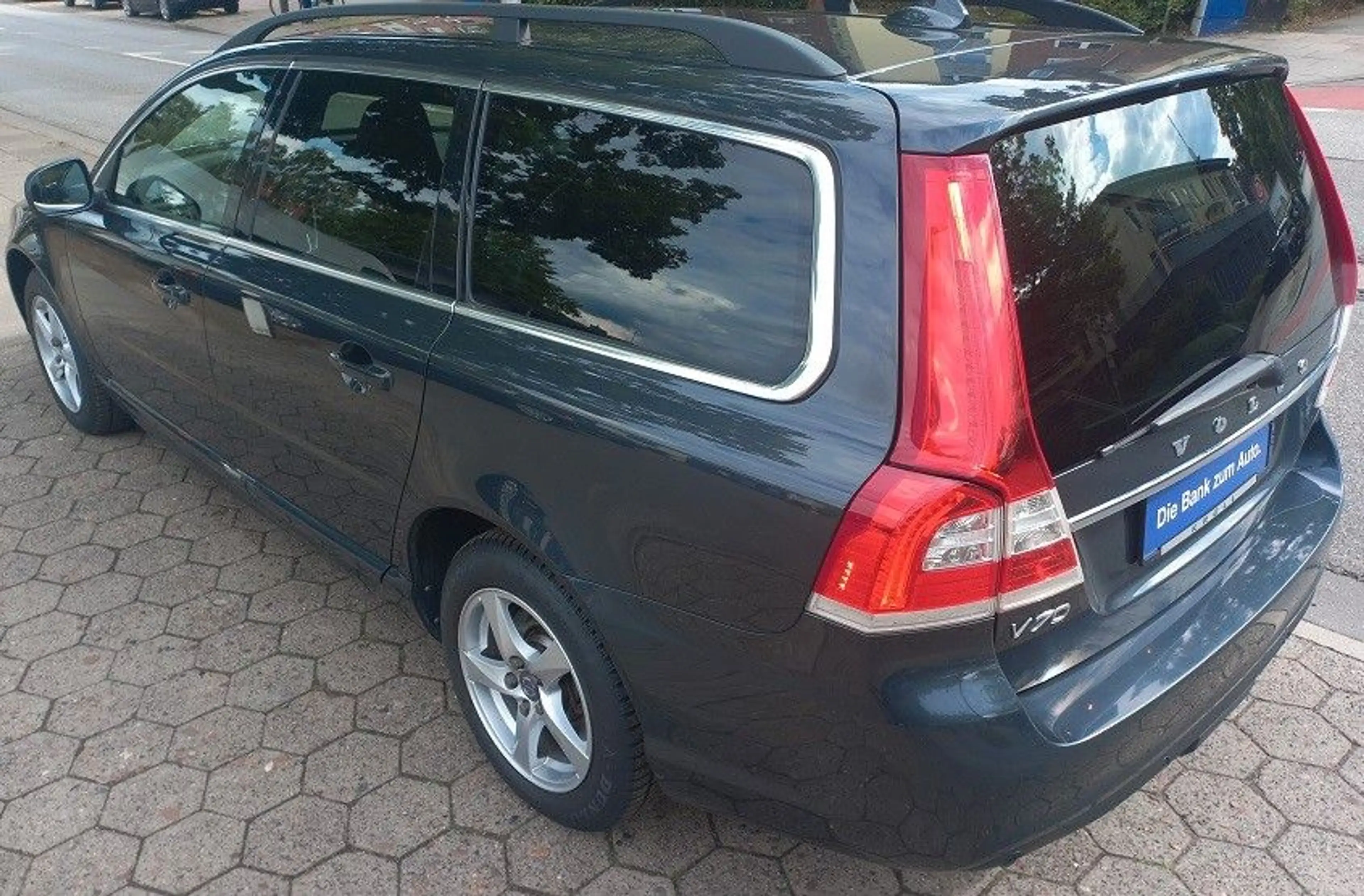 Volvo V70 2,0D Aut. Klima SHZ Navi Xenon AHK Tempo BC — photo 7