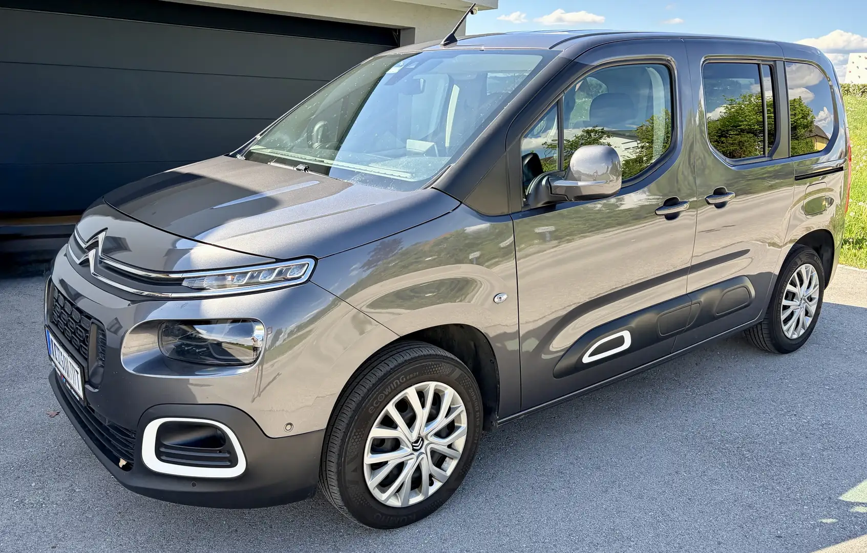 Citroen Berlingo Berlingo BlueHDI 130 S Grau - 1