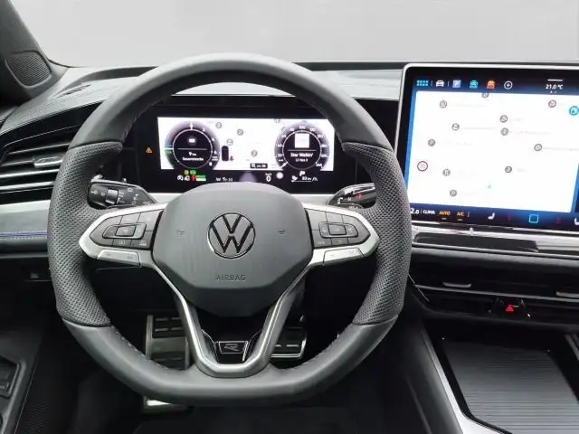 Volkswagen Passat view 9