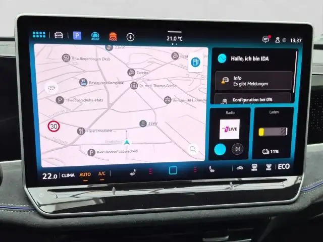 Volkswagen Passat view 12