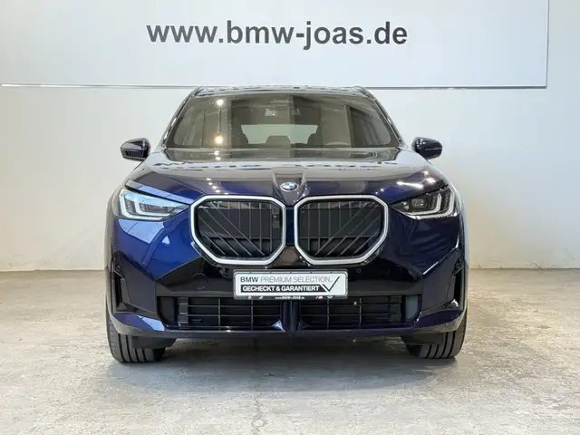 BMW X3 view 2