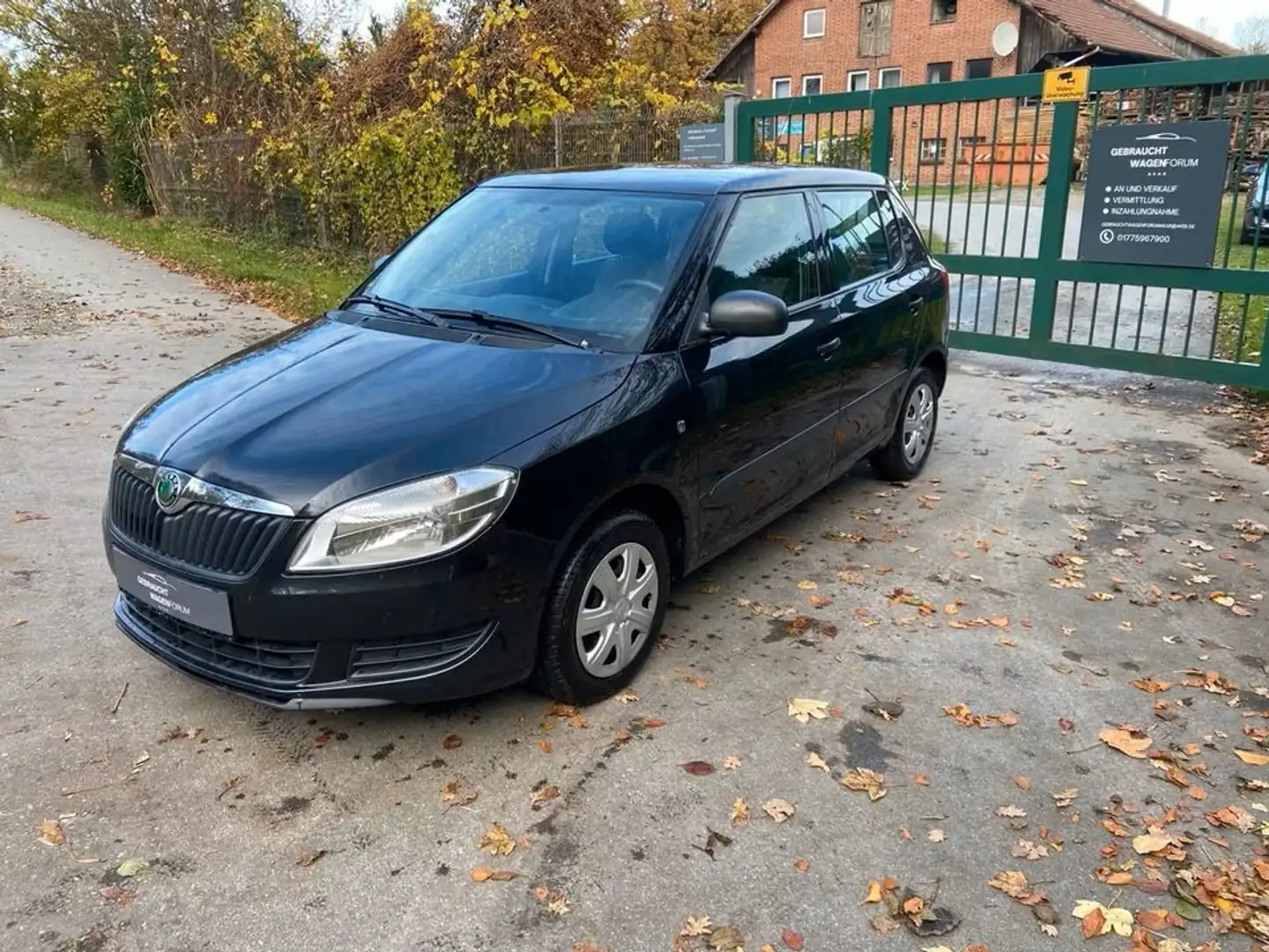 Skoda Fabia Schwarz - 1