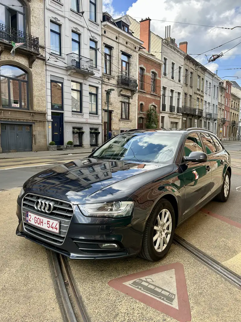Audi A4 Avant 2.0 TDi ultra Sport S tronic - 1
