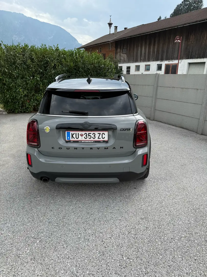 MINI Cooper SE Countryman Hybrid PHEV ALL4 Aut. Grau - 2