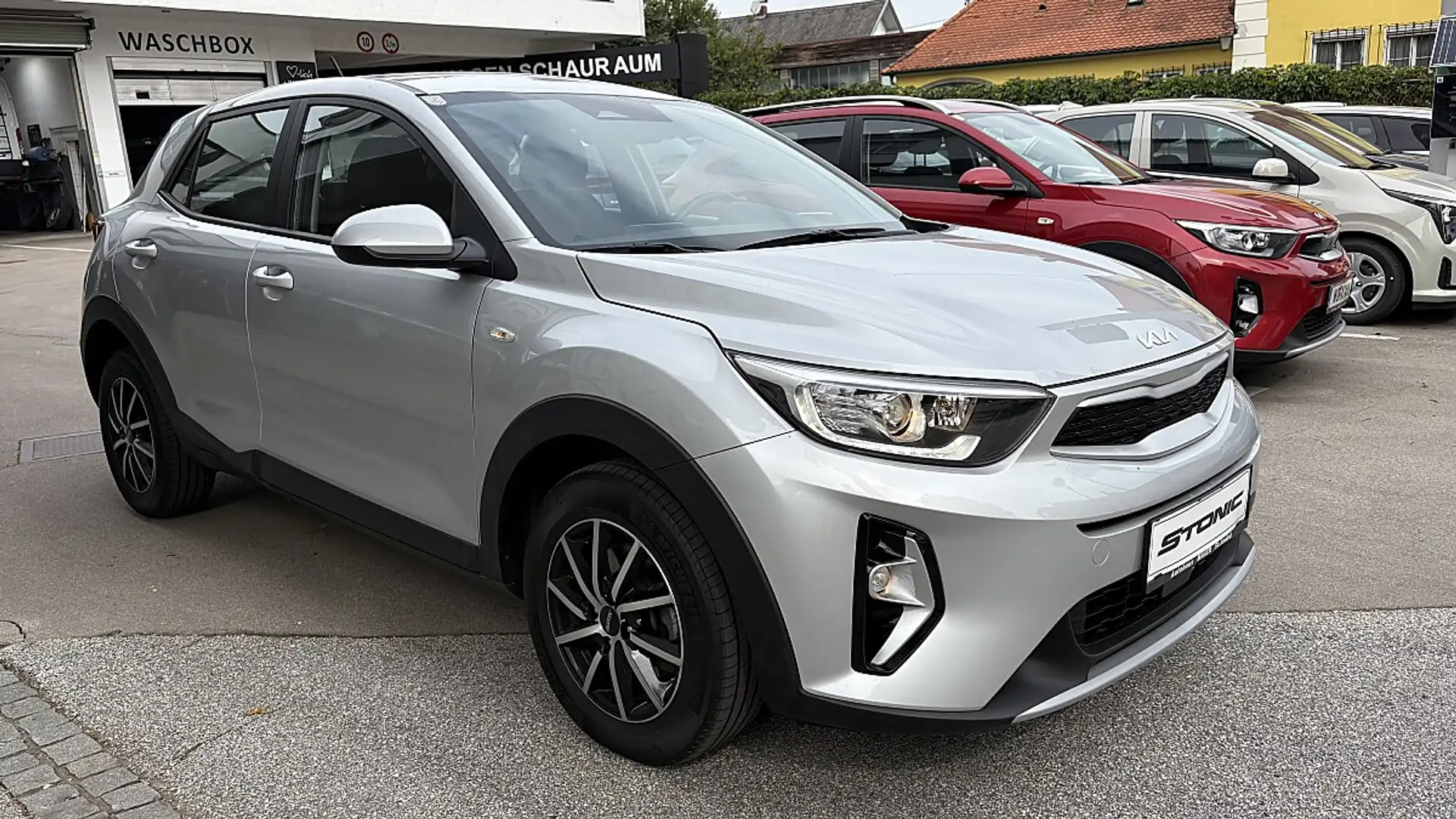 Kia Stonic 1,2 DPI ISG Titan Pak Silber - 2