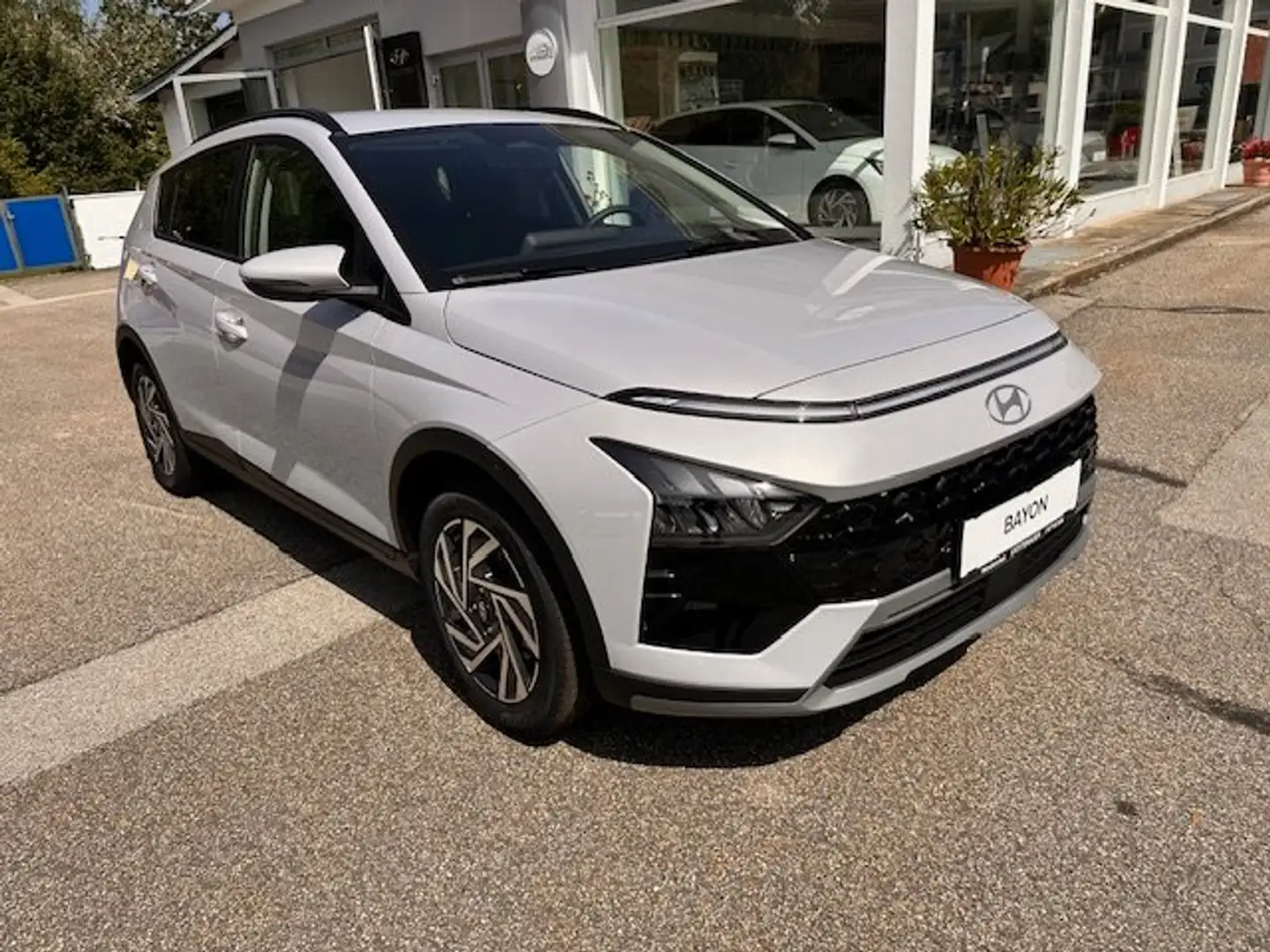 Hyundai BAYON Go Plus incl. Winterräder Gris - 2