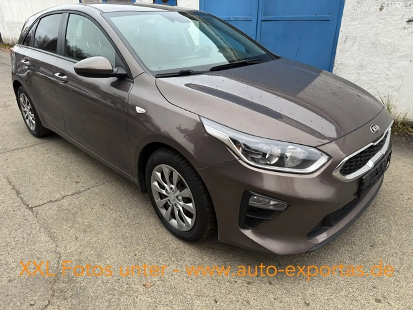 Kia Ceed / cee'd 1.4 T-GDI 103 kW Vision Limou. Klima,SitzH. Brun - 1