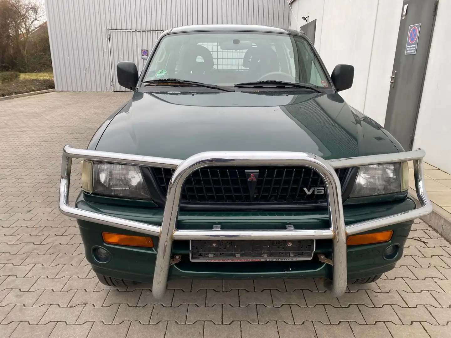 Mitsubishi Pajero 3,0 I V6 GLS Grün - 2