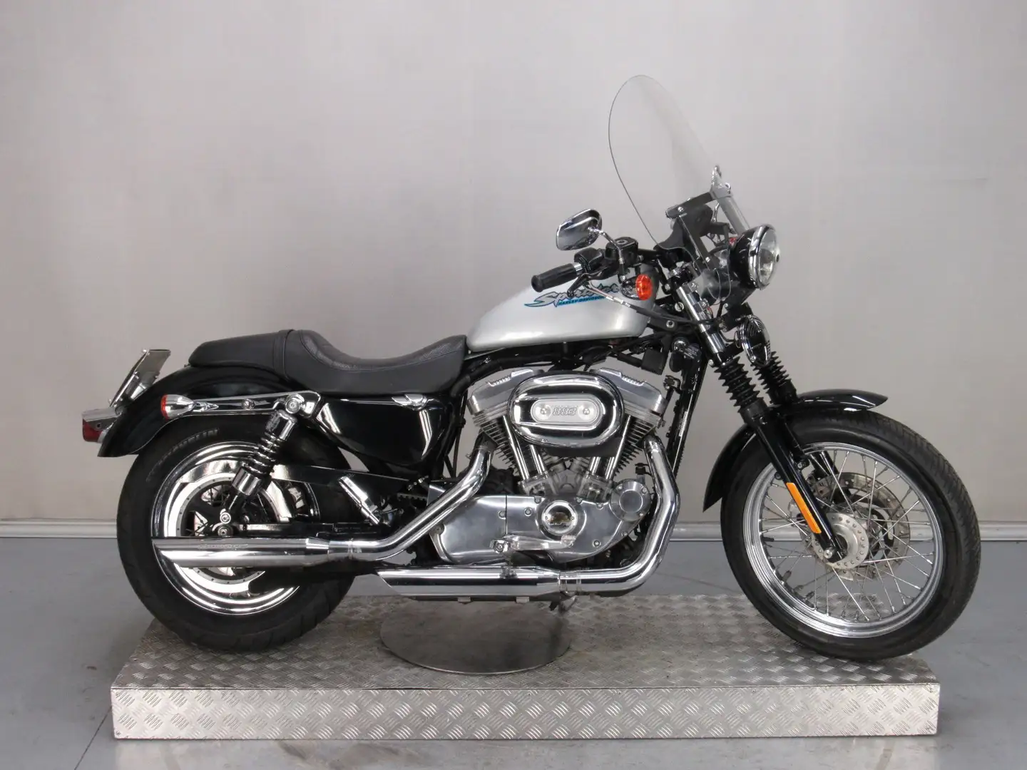 Harley-Davidson Sportster 883 XHL Argintiu - 1