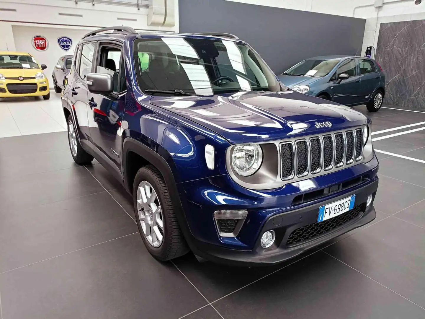 Jeep Renegade 1.3 T4 DDCT Limited + GPL Blauw - 1
