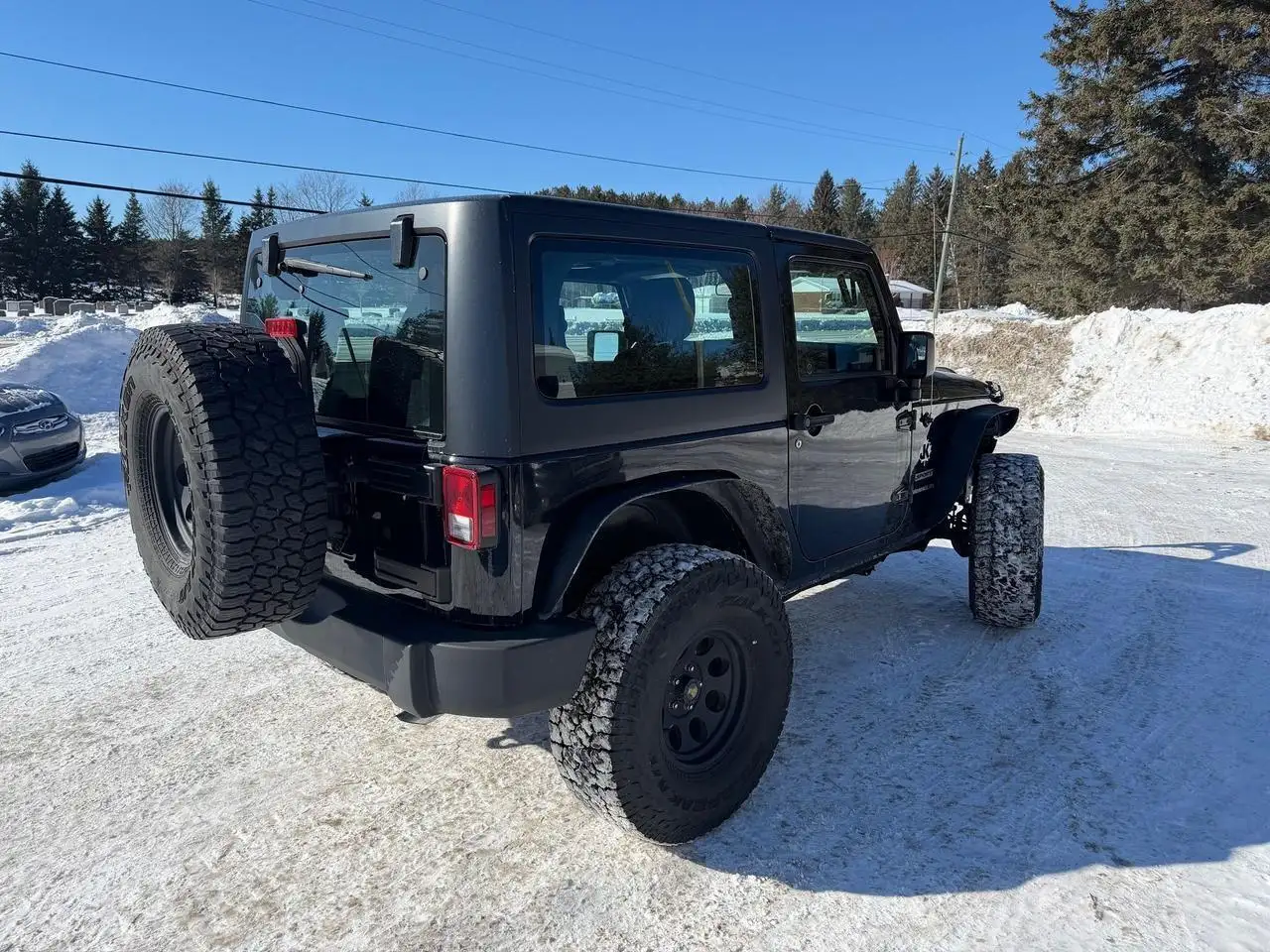 Jeep Wrangler снимка Jeep Wrangler