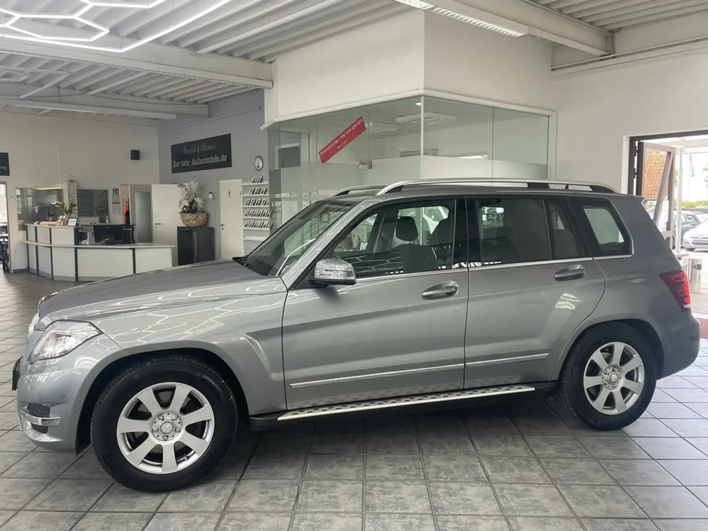 Mercedes-Benz GLK 350 CDI BE 4Matic, 2.Hand, Comand, 7G-Tronic Grau - 2