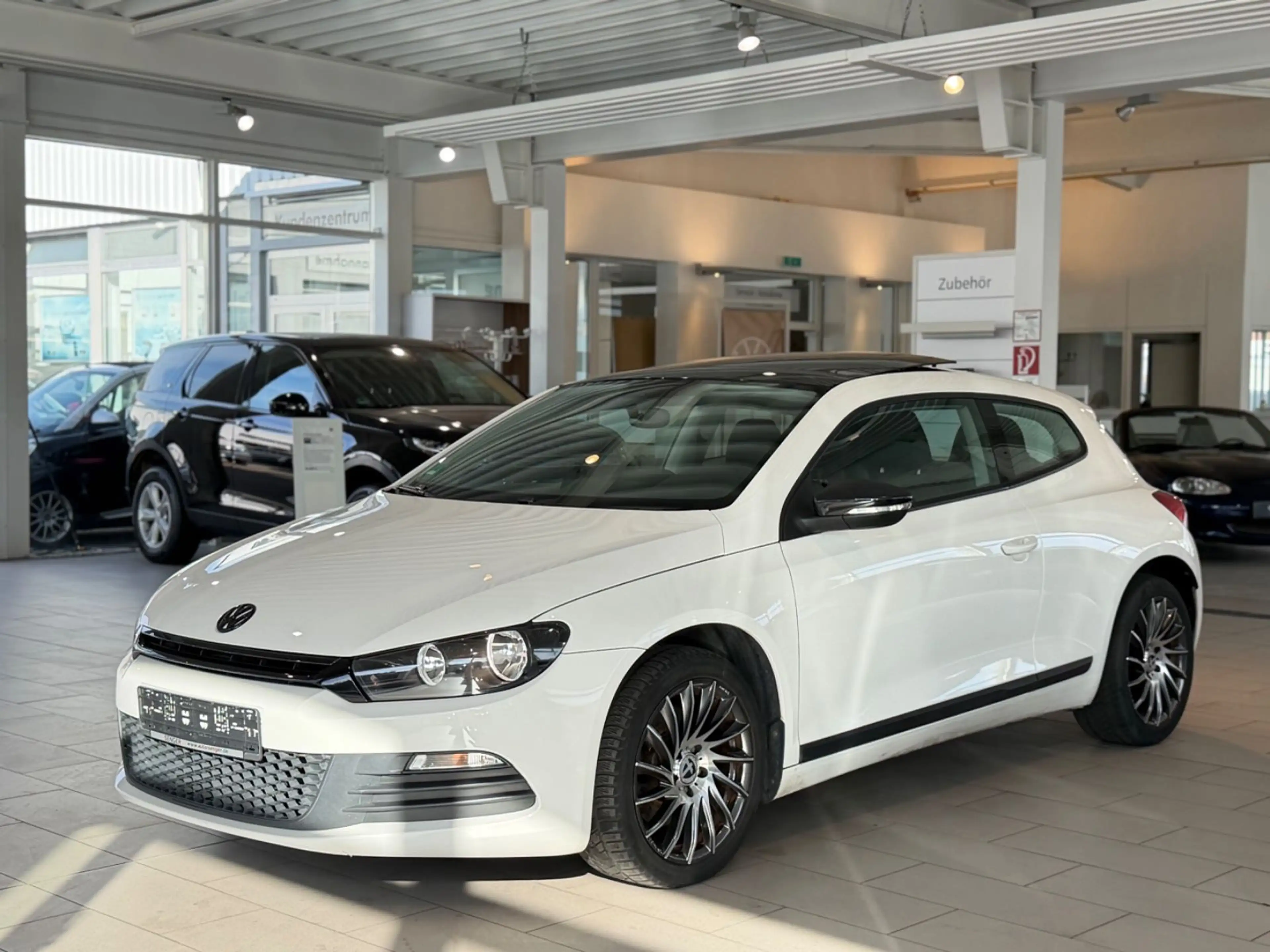Volkswagen Scirocco 1.4 TSI 118 kW*KLIMAAUT.*PANO*PDC*SPORT — photo 2