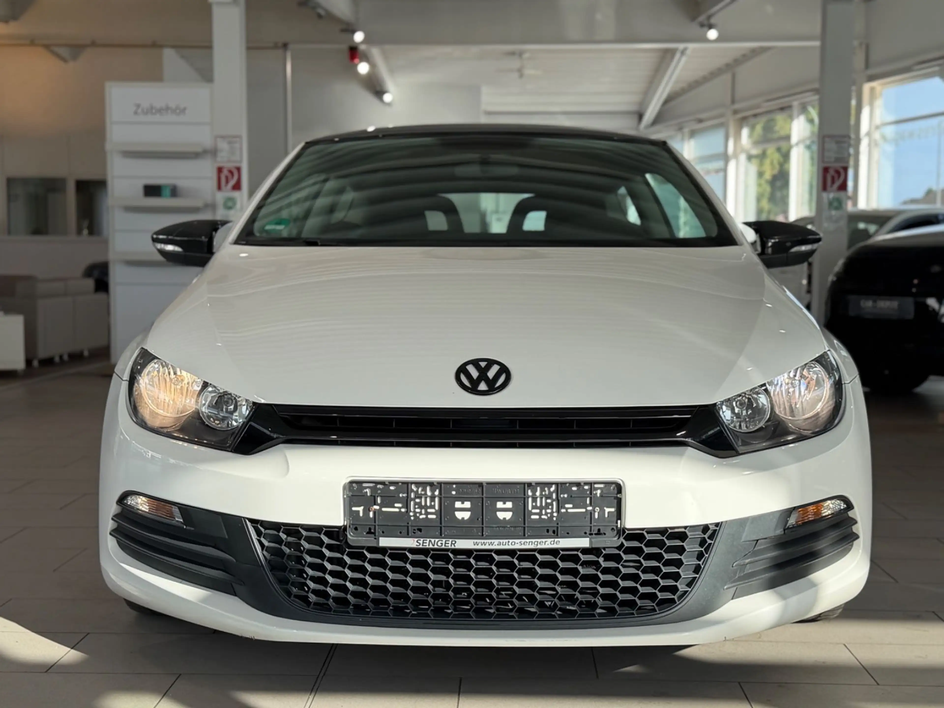 Volkswagen Scirocco 1.4 TSI 118 kW*KLIMAAUT.*PANO*PDC*SPORT — photo 10