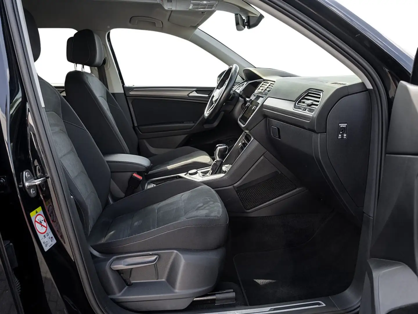 Volkswagen Tiguan Allspace 2.0 TDI Elegance 4M DSG AHK N Noir - 2