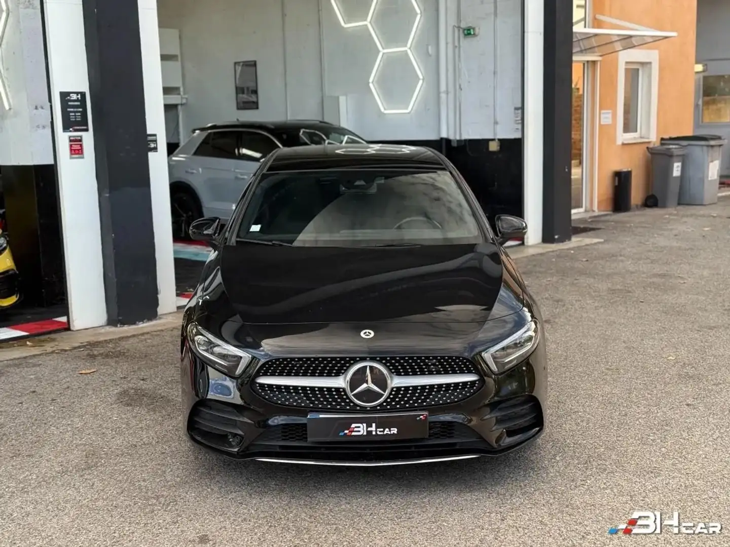 Mercedes-Benz A 200 200D 2.0L 150cv AMG LINE 8G-DCT BVA Noir - 2