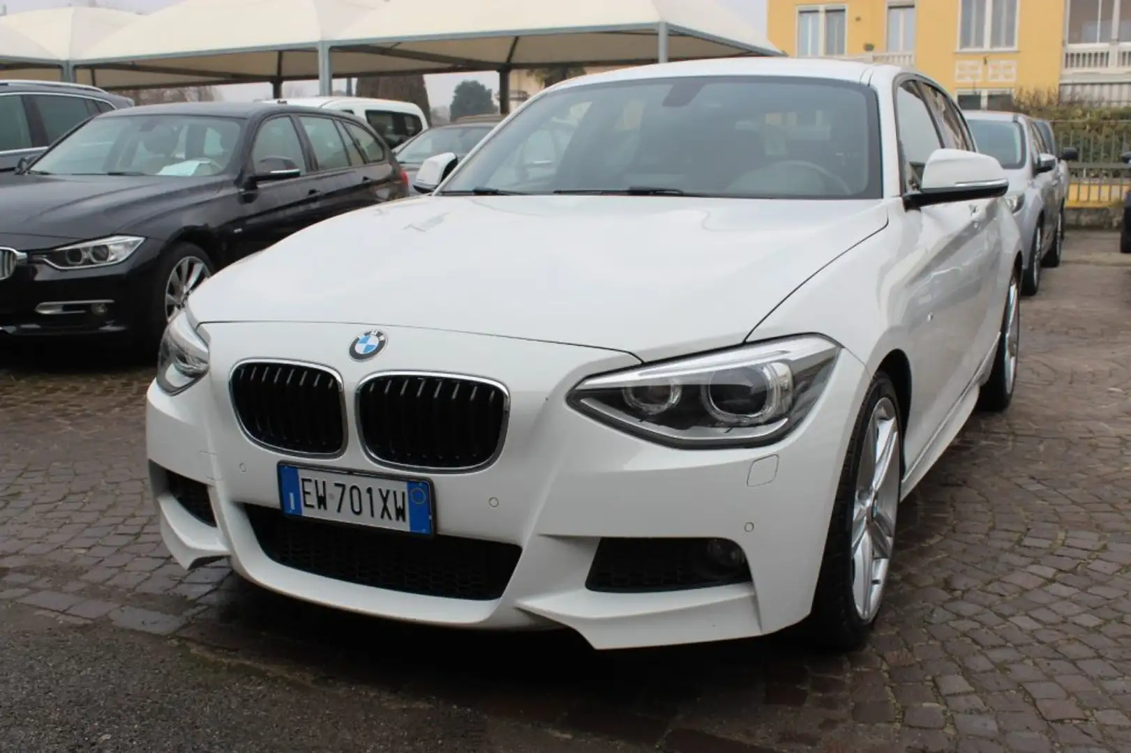 BMW 116 d 5p Msport aut Weiß - 1
