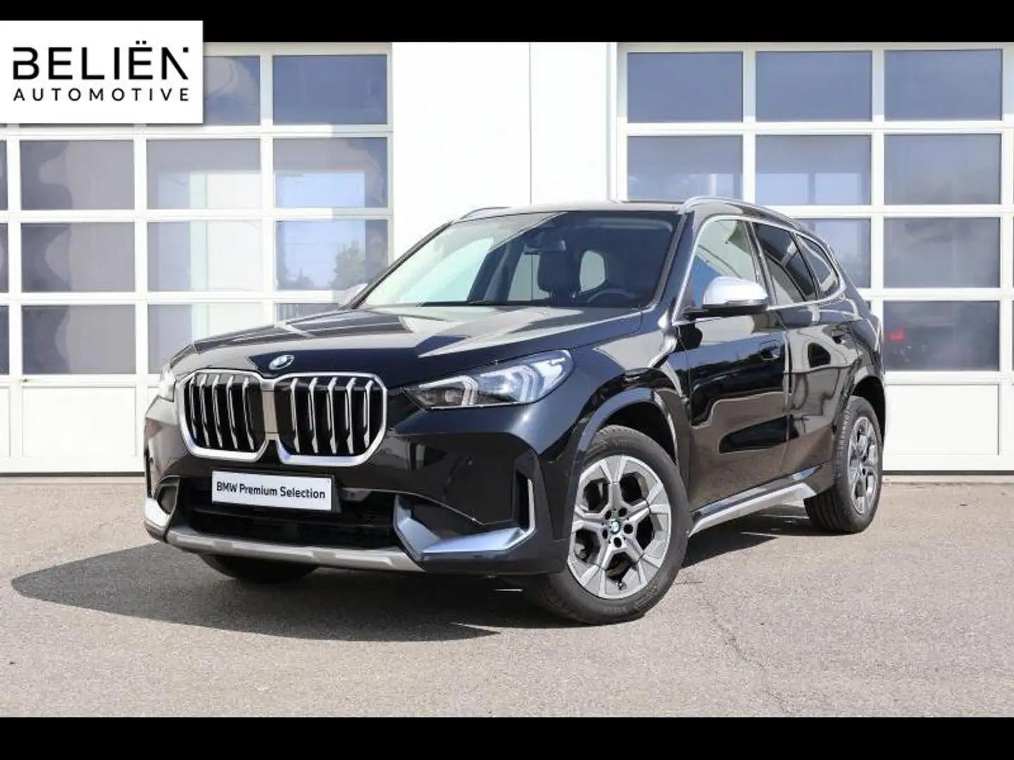 BMW X1 X1 18i Zwart - 1