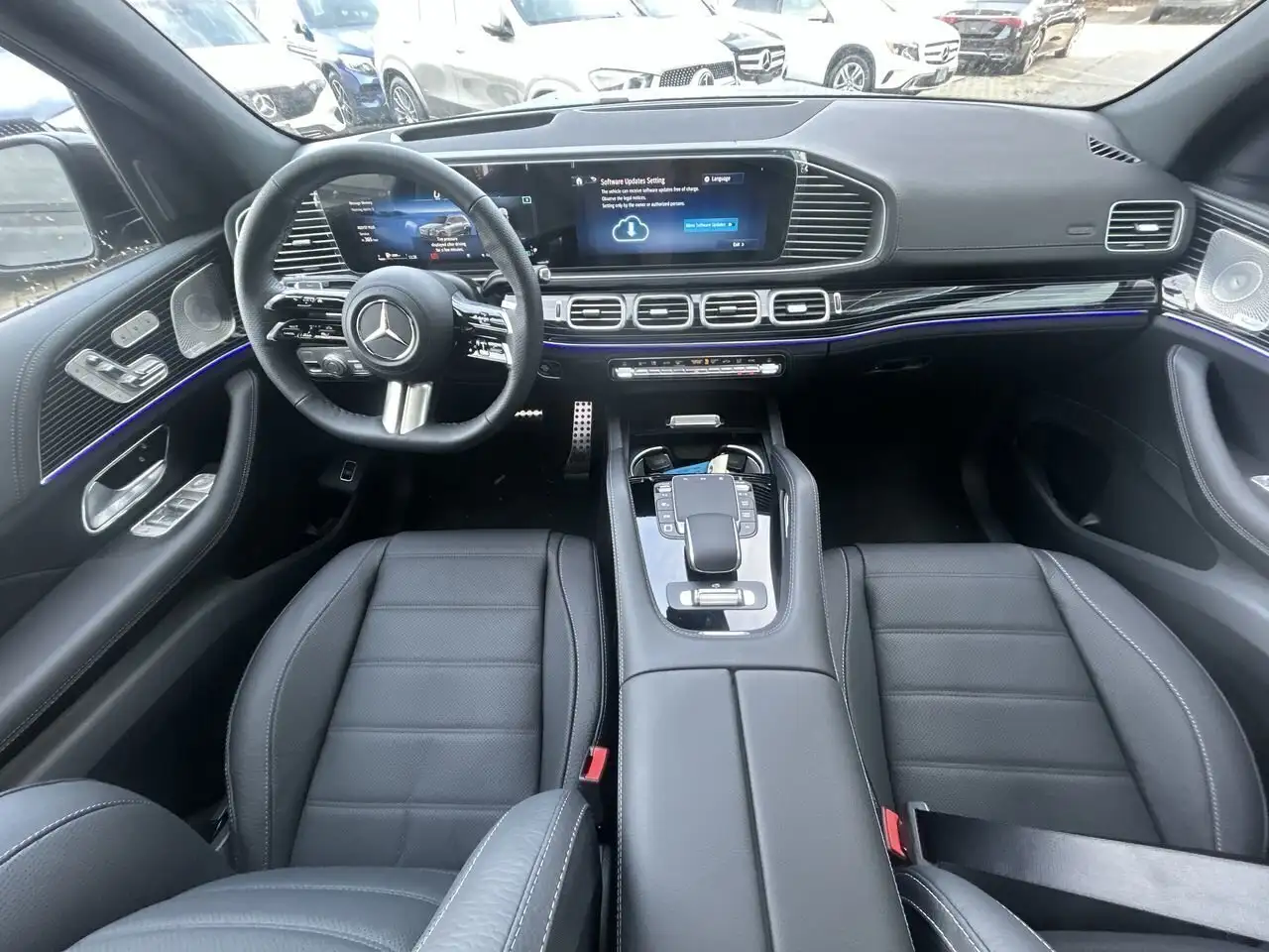 Mercedes-Benz GLS снимка Mercedes-Benz GLS