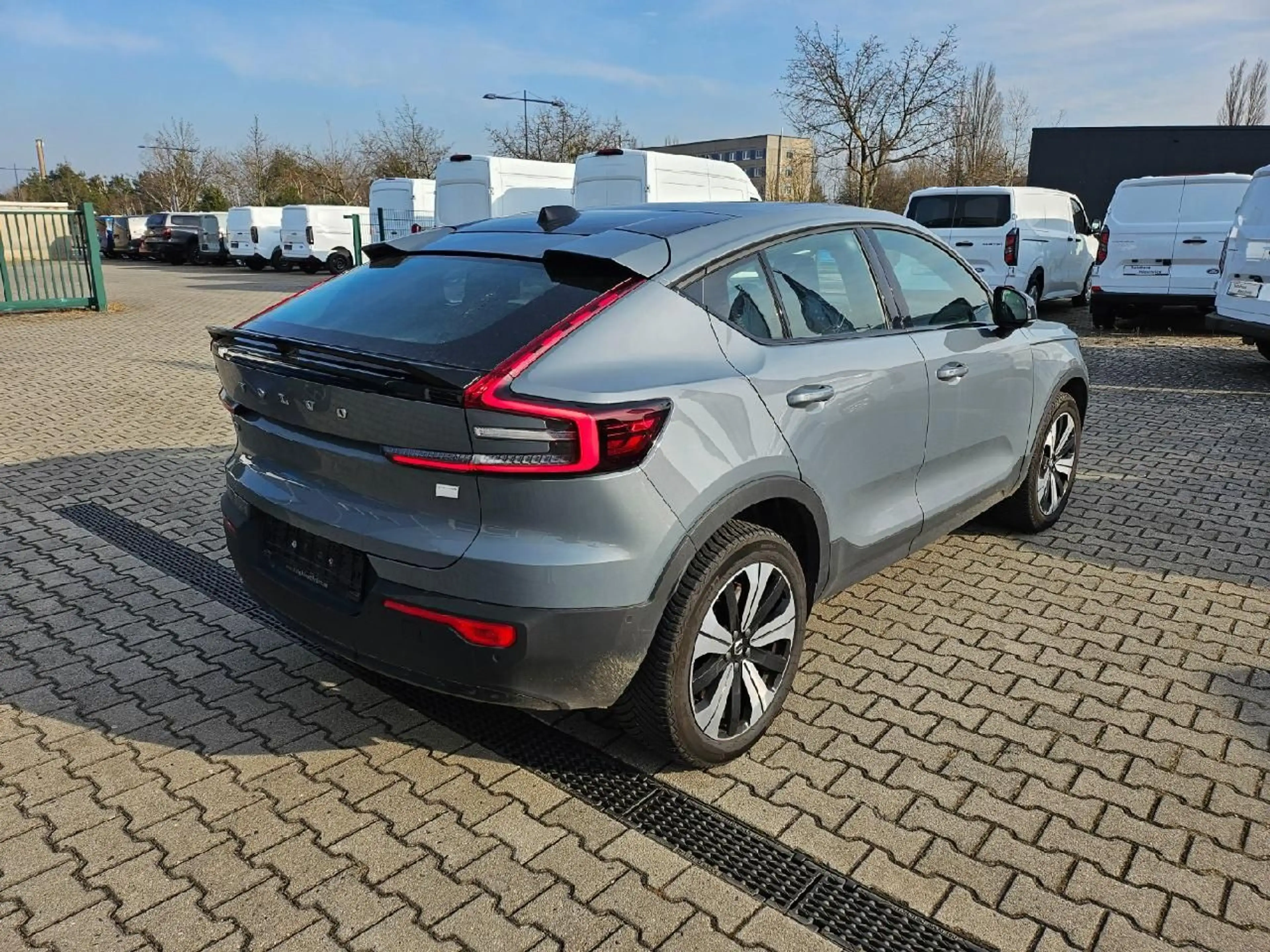 Volvo C40 Ultimate Recharge Pure Electric 2WD — photo 4