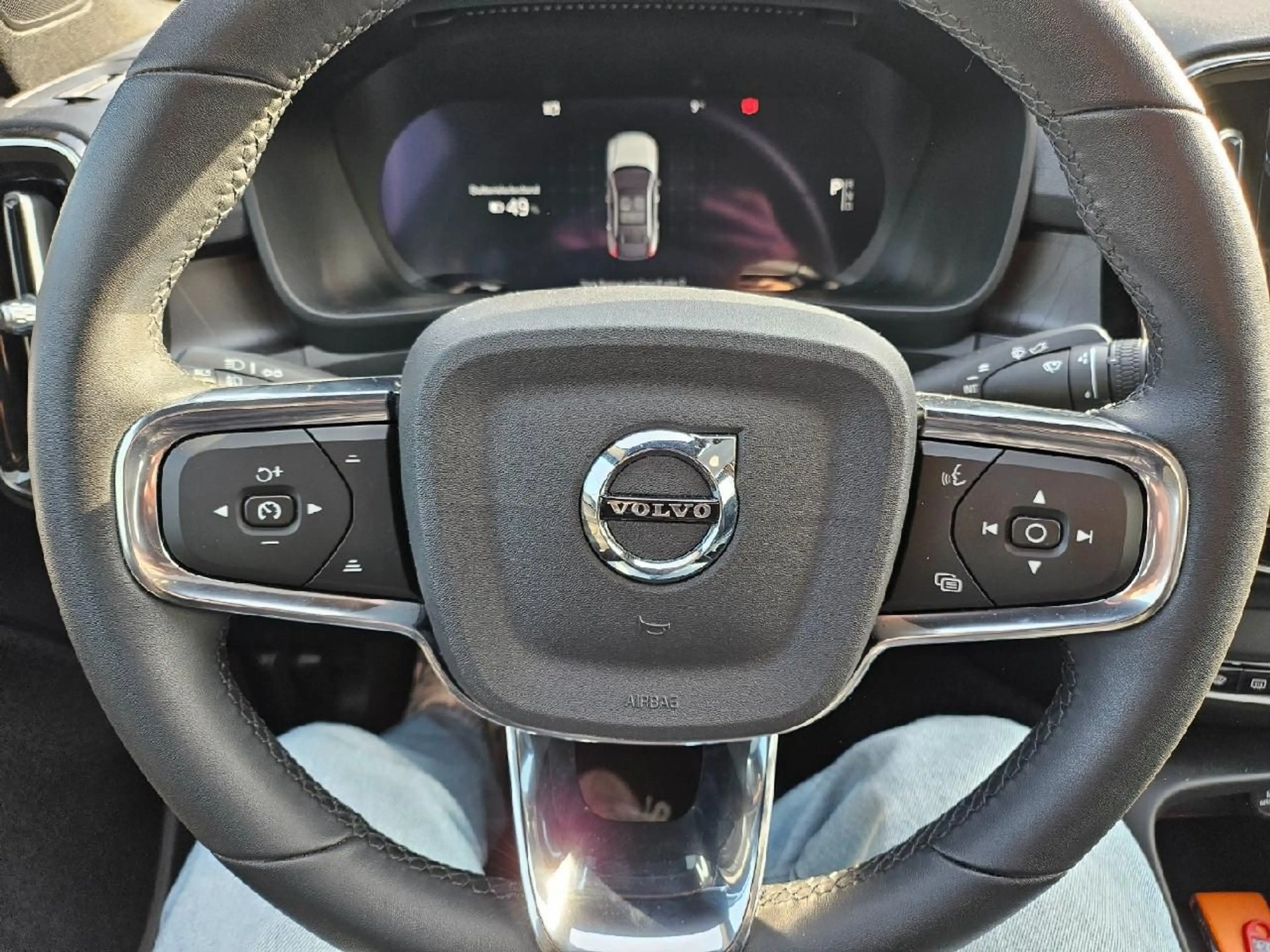 Volvo C40 Ultimate Recharge Pure Electric 2WD — photo 7