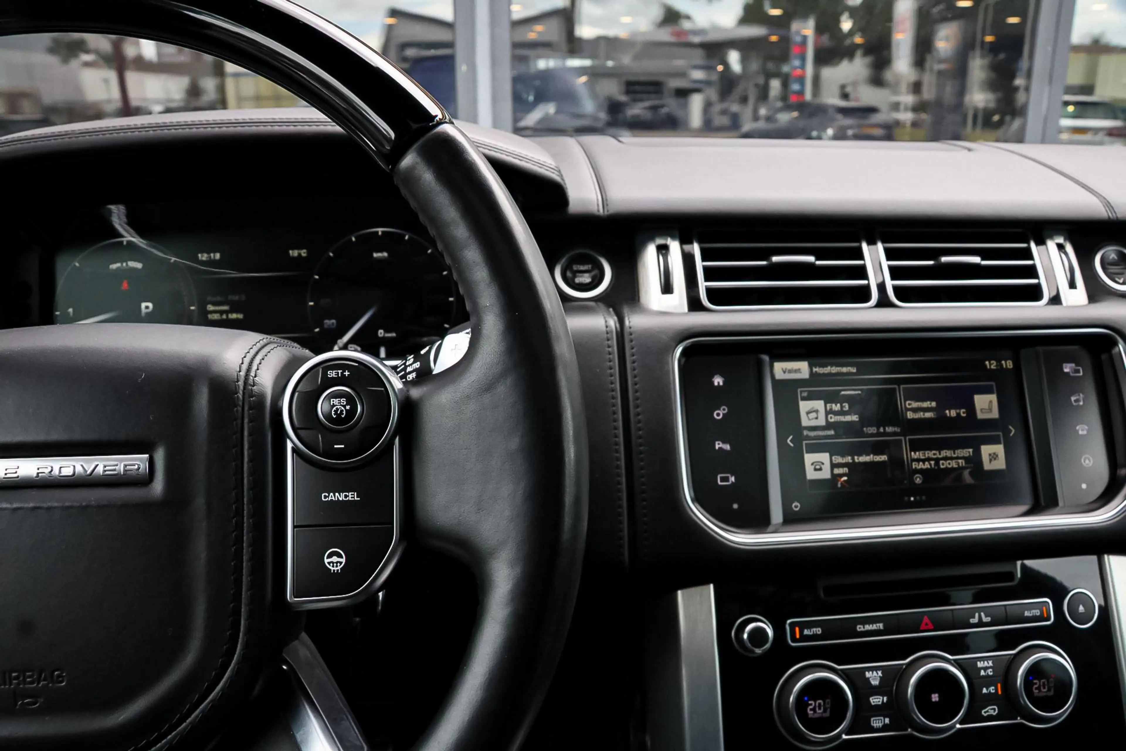 Land Rover Range Rover 4.4 SDV8 Autobiography Pano | Meridian | Massage | — photo 7