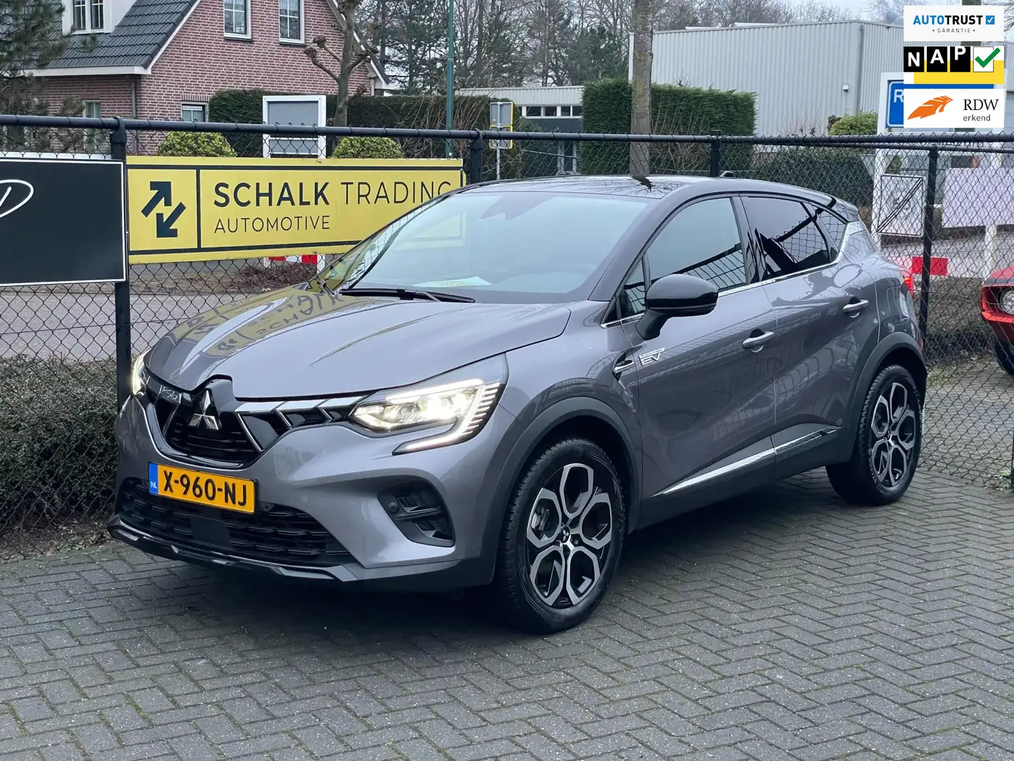 Mitsubishi ASX 1.6 PHEV AT Instyle|Bose|Pano|Trekhaak|Garant Grijs - 1