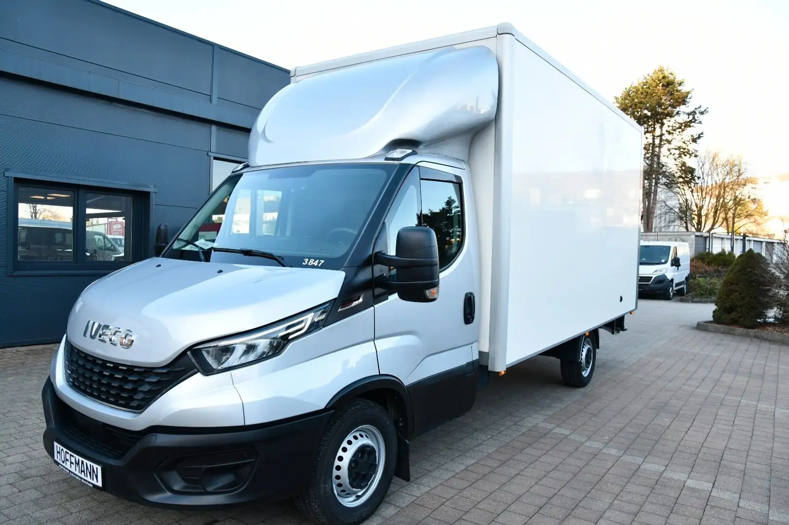 Iveco Iveco Daily 35C18 3,0 L Koffer RWD LED Automatik Серый - 2