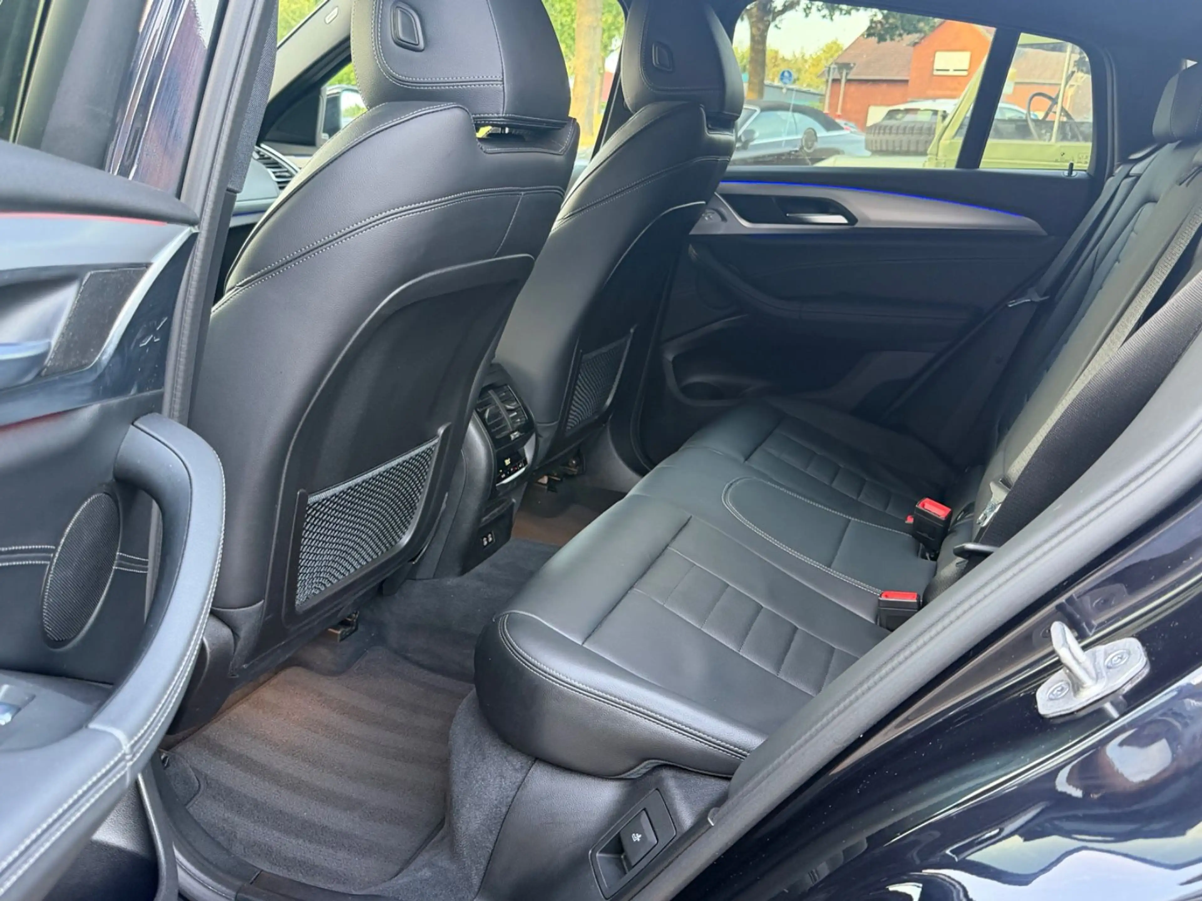 BMW X4 xDrive 30 d M Sport LCI, AHK, BMW Display-Key — photo 11