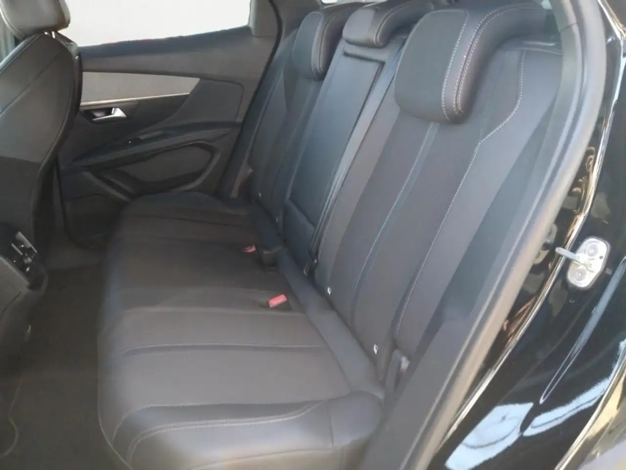 Peugeot 3008 3008 — photo 12