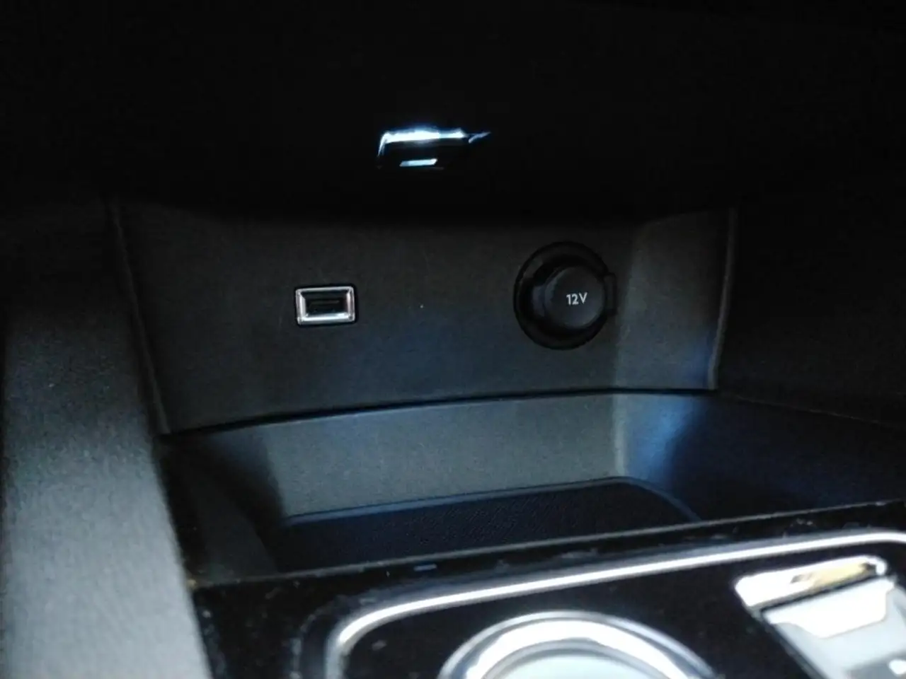 Peugeot 3008 3008 — photo 39