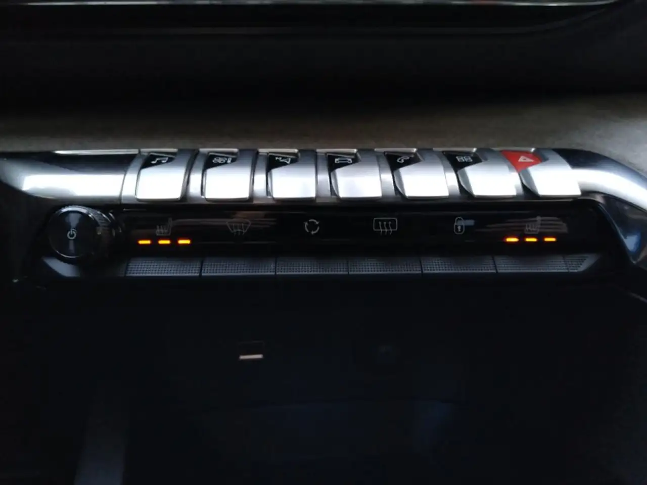 Peugeot 3008 3008 — photo 15