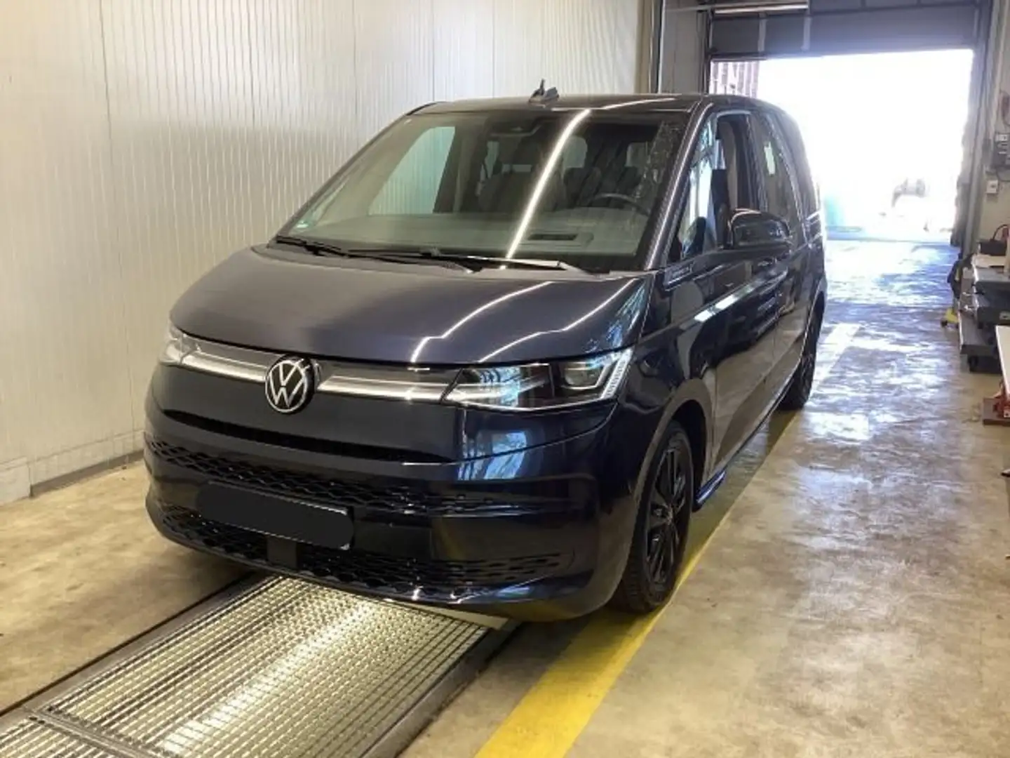 Volkswagen T7 Multivan 1.4 TSI eHybrid Energetic DSG Pano Navi Azul - 2