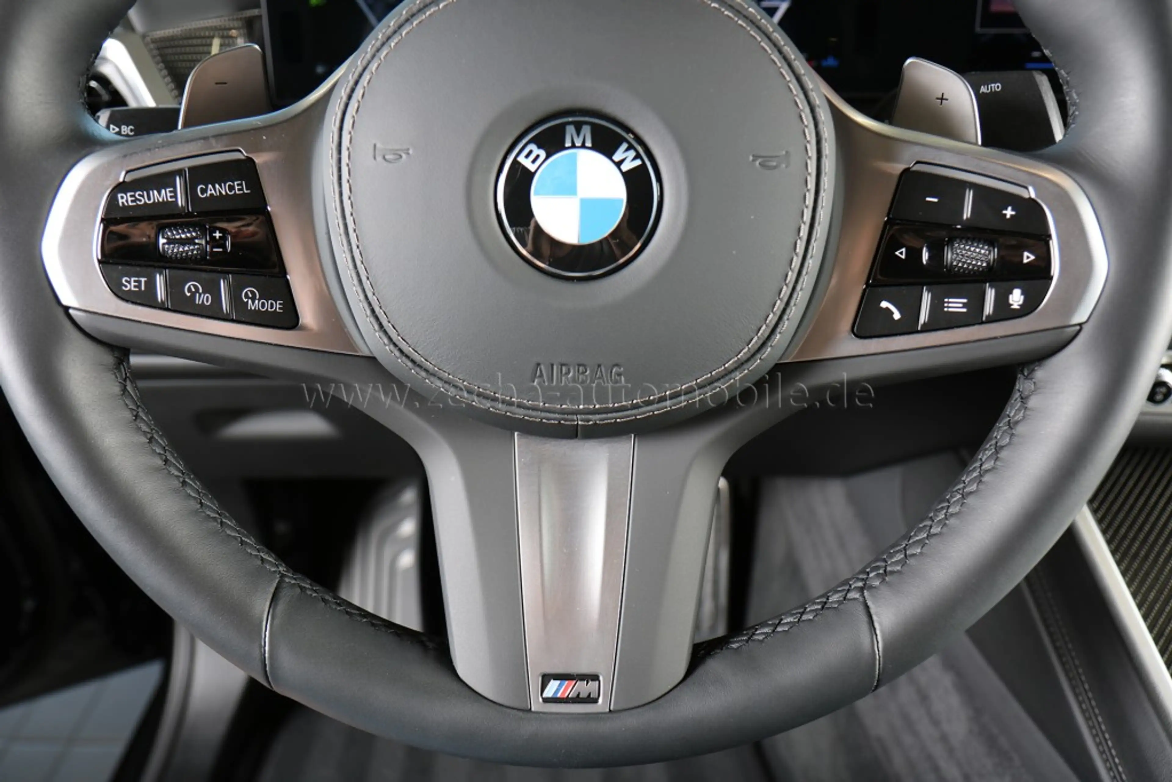 BMW X6 xDr.40d M-SportPRO.AHK.Panod.DrivProf.360° — photo 8