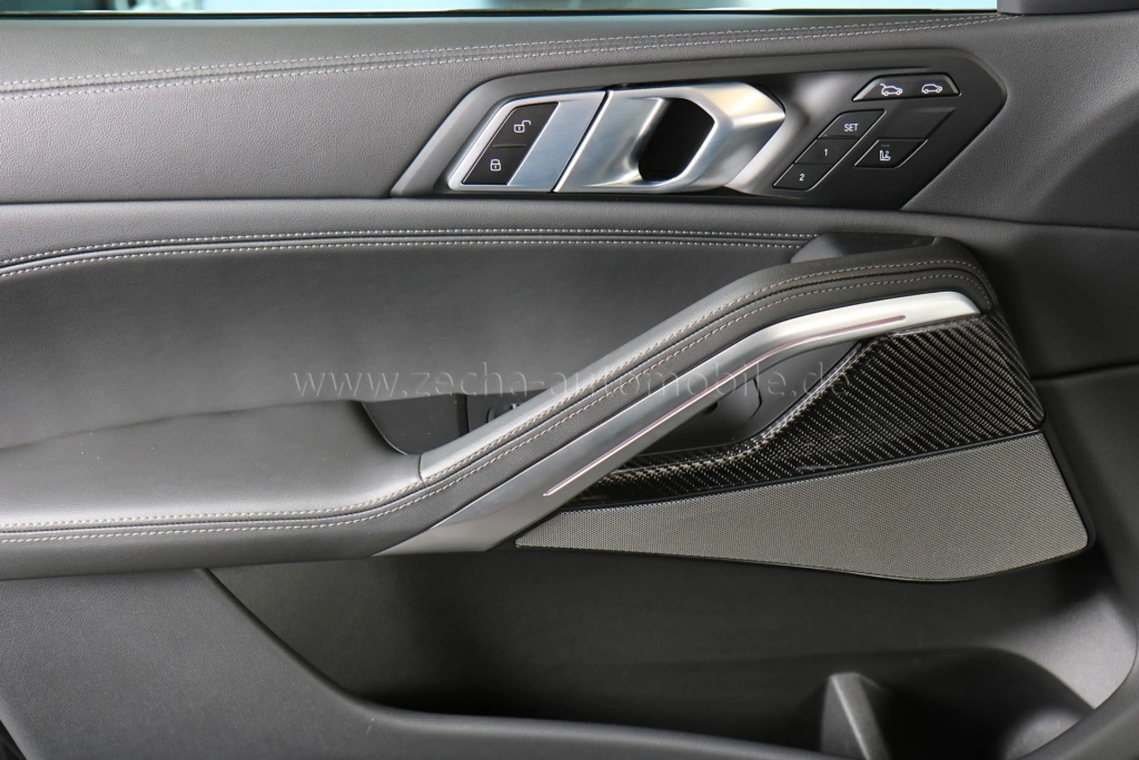 BMW X6 xDr.40d M-SportPRO.AHK.Panod.DrivProf.360° — photo 4