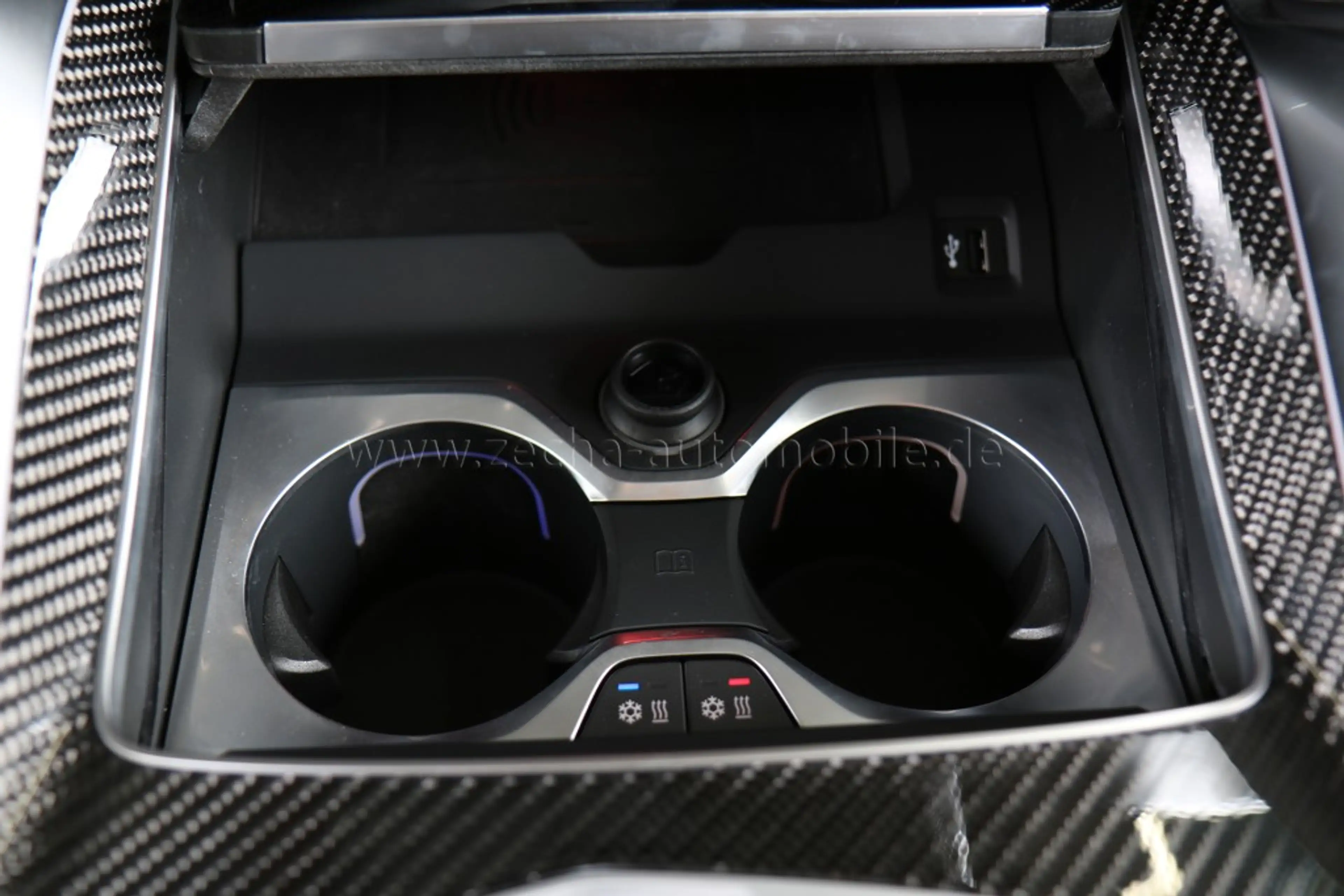BMW X6 xDr.40d M-SportPRO.AHK.Panod.DrivProf.360° — photo 11