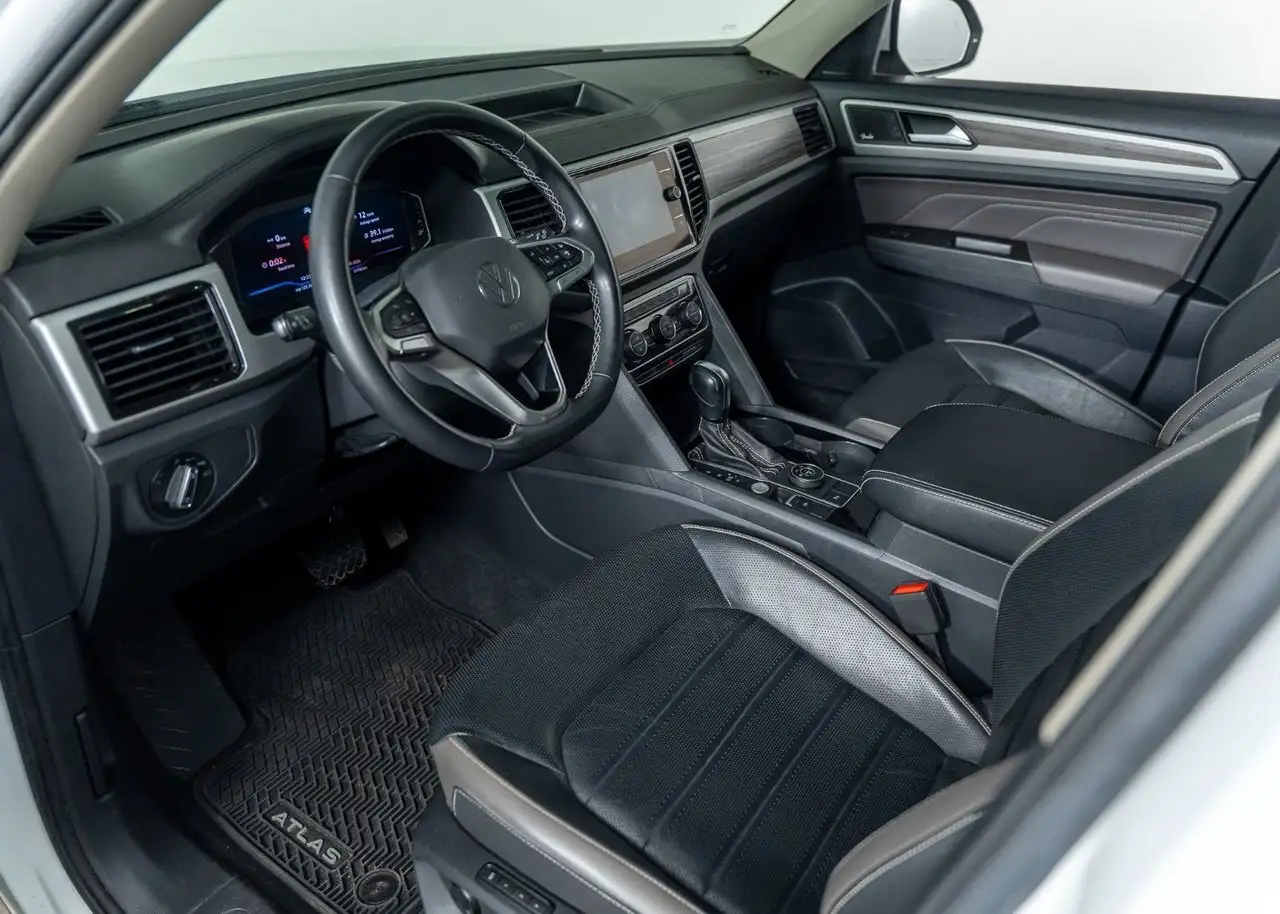 Volkswagen Atlas снимка Volkswagen Atlas