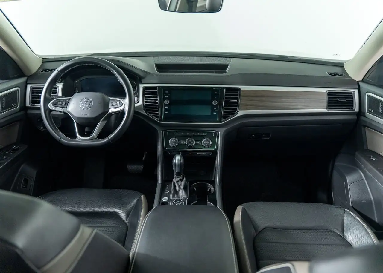 Volkswagen Atlas снимка Volkswagen Atlas