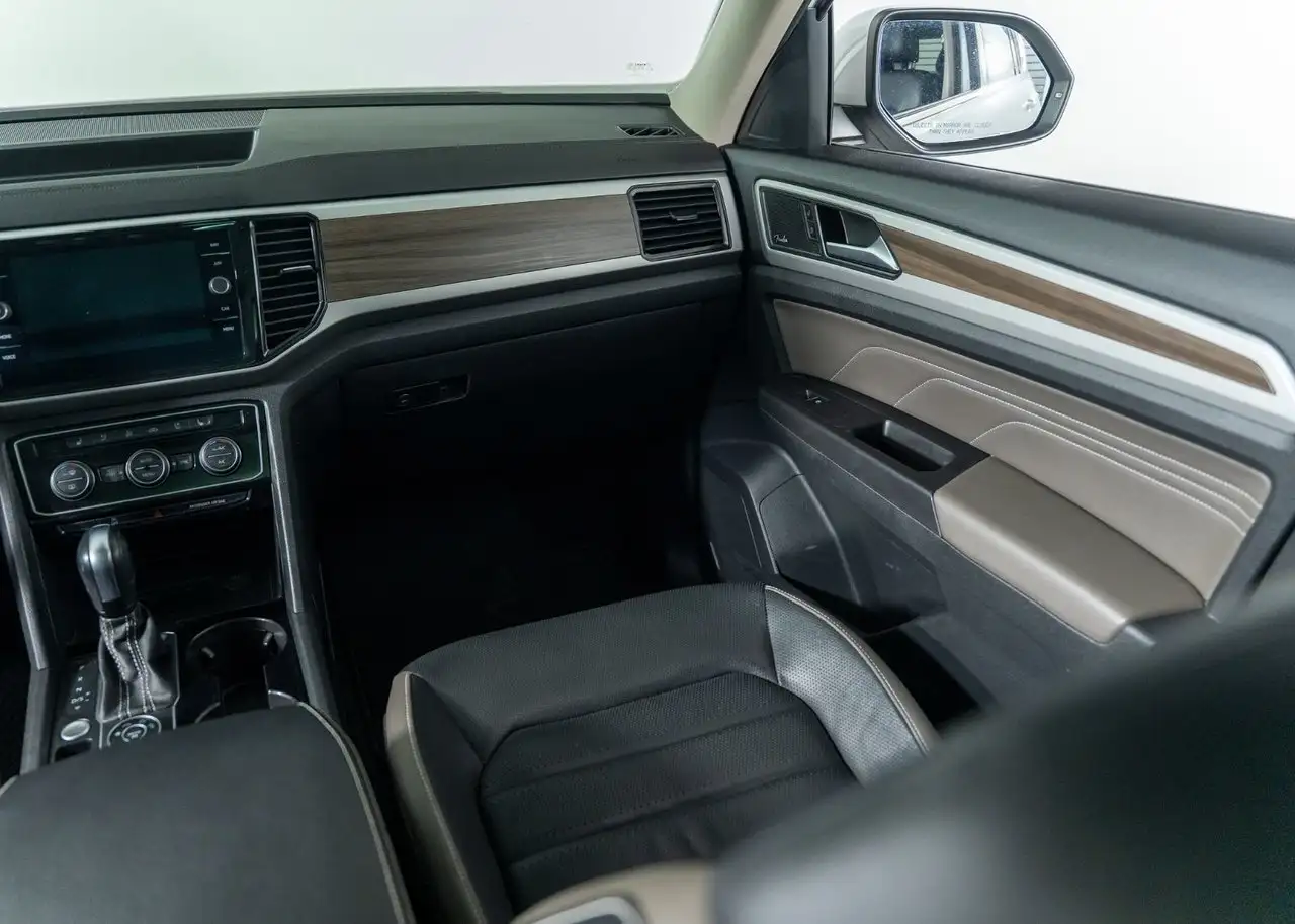 Volkswagen Atlas снимка Volkswagen Atlas